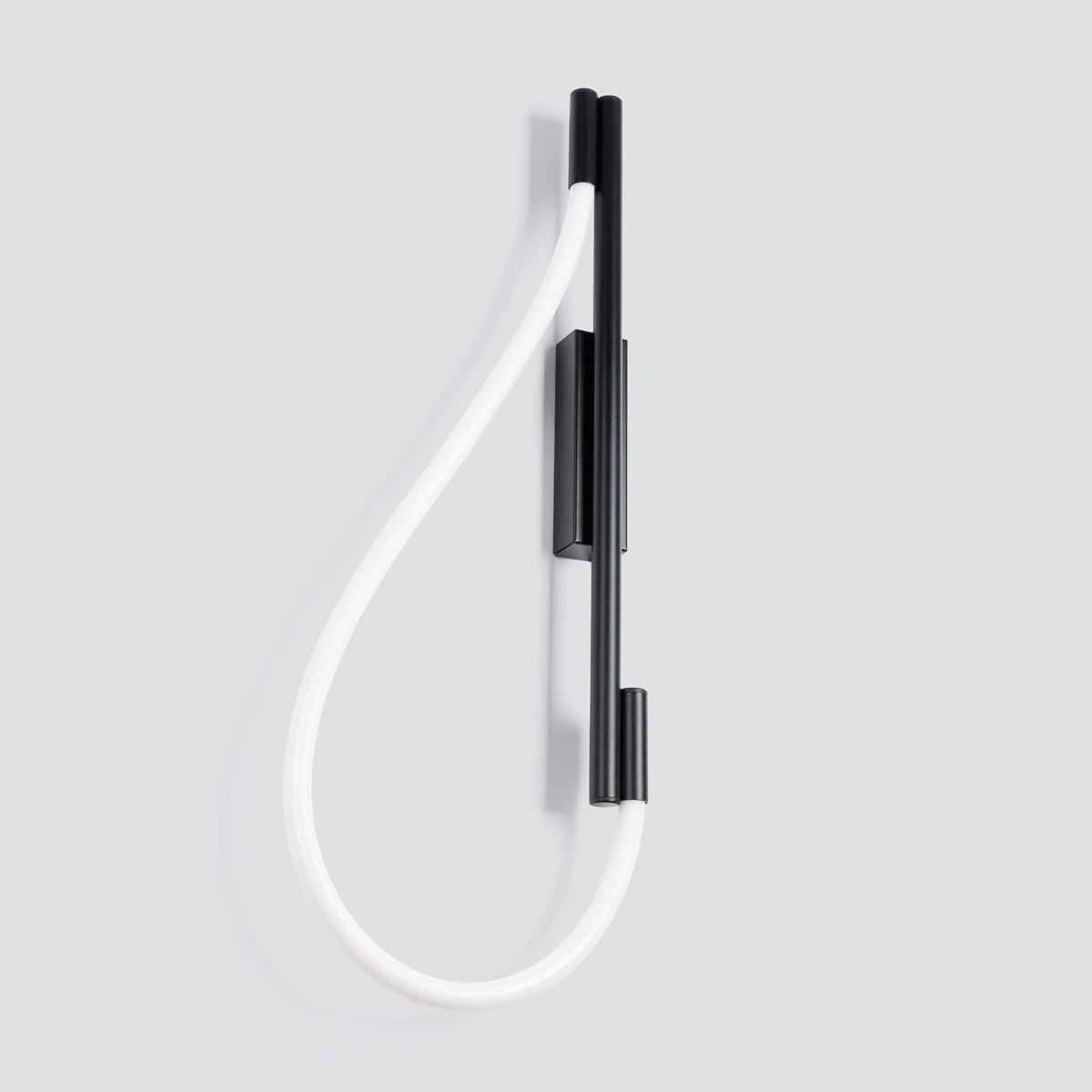 90 cm wall lamp – curved LED line, black, adjustable light