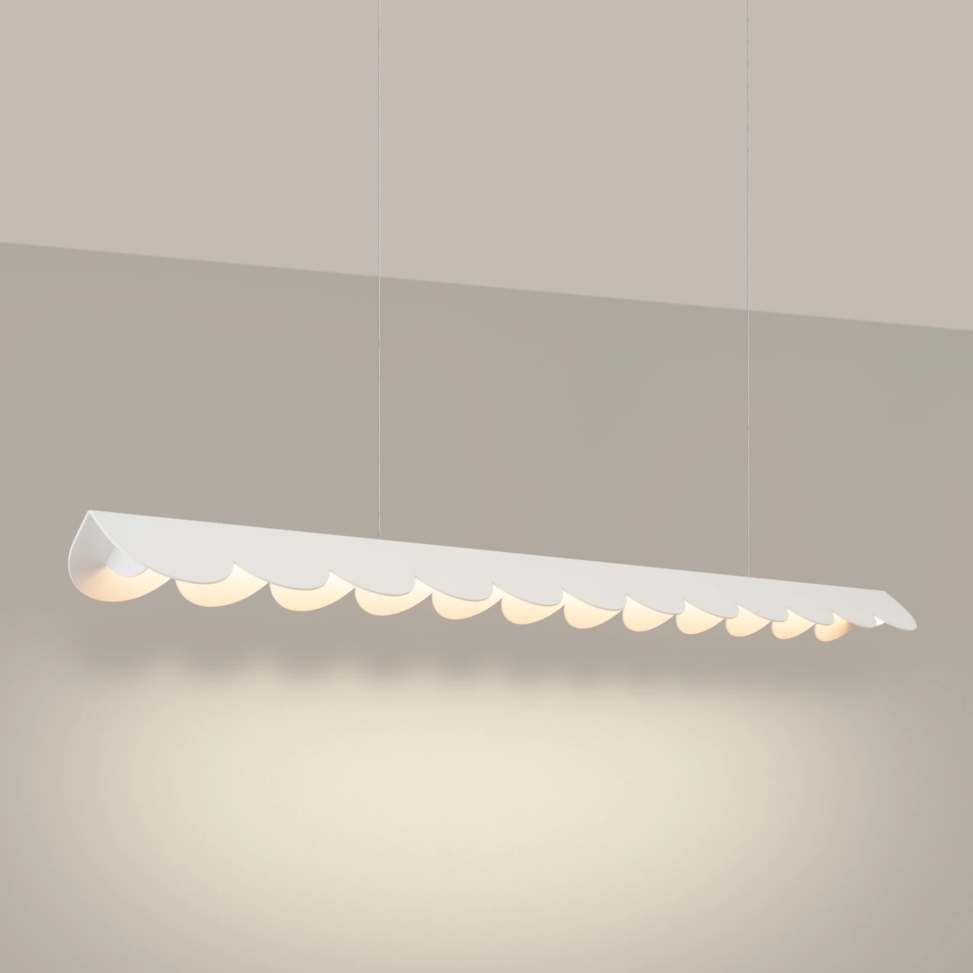 Pakabinamas šviestuvas 131 cm / 16W – banguotas, baltas, CRI93