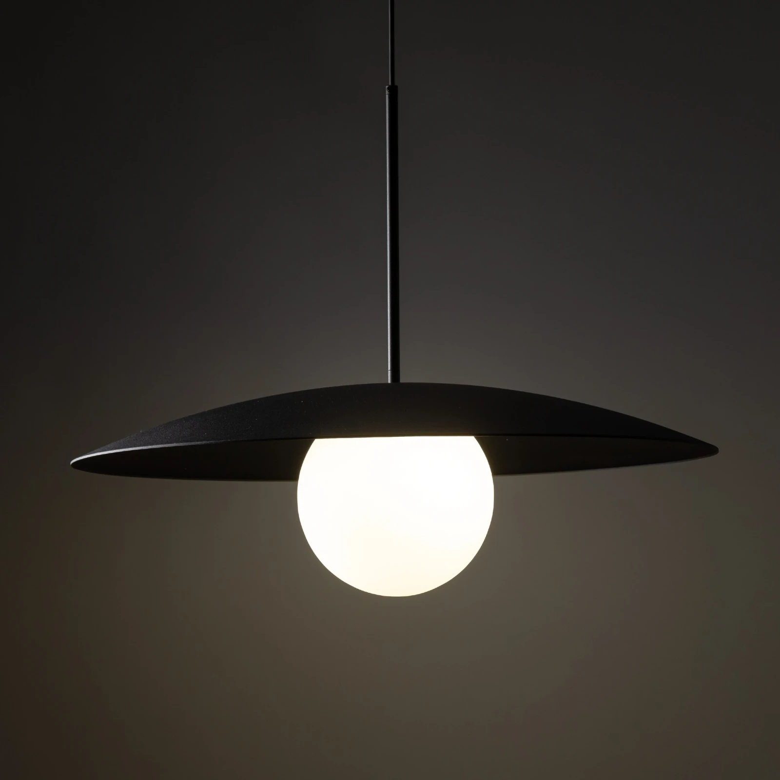 Lubinis šviestuvas SLATE BLACK GLASS 15 W, juodas, balto stiklo, E27