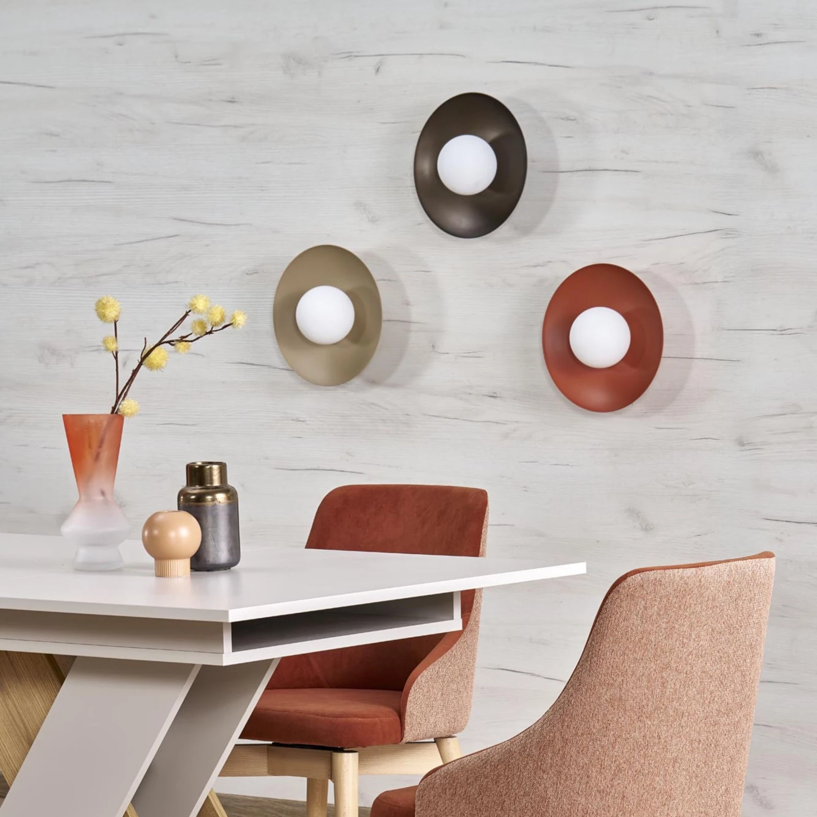 Wall light SLATE 8 W – sphere, black, milky glass