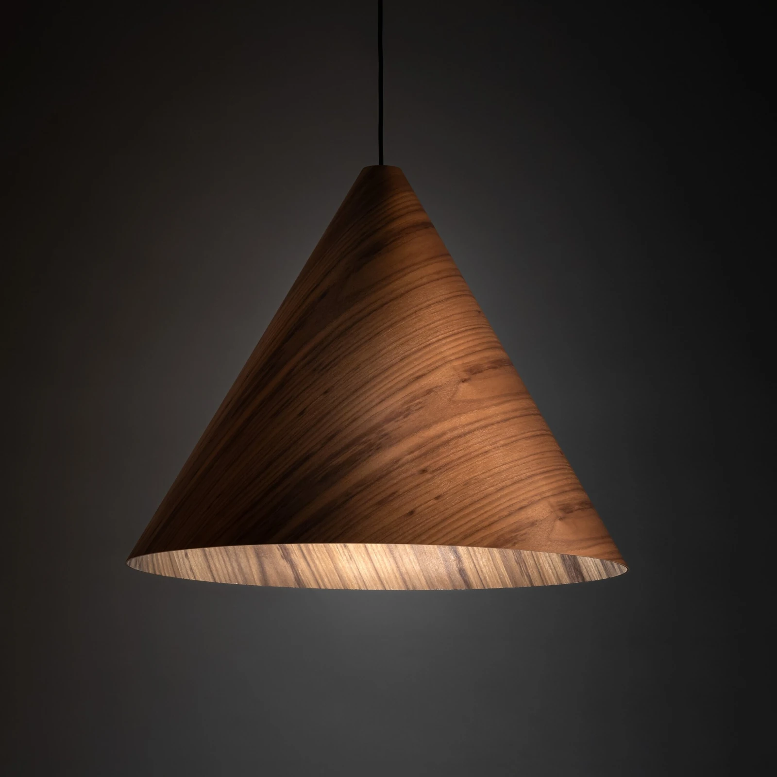SOLIS WOOD 15 W pendant light – dark oak E27 cone
