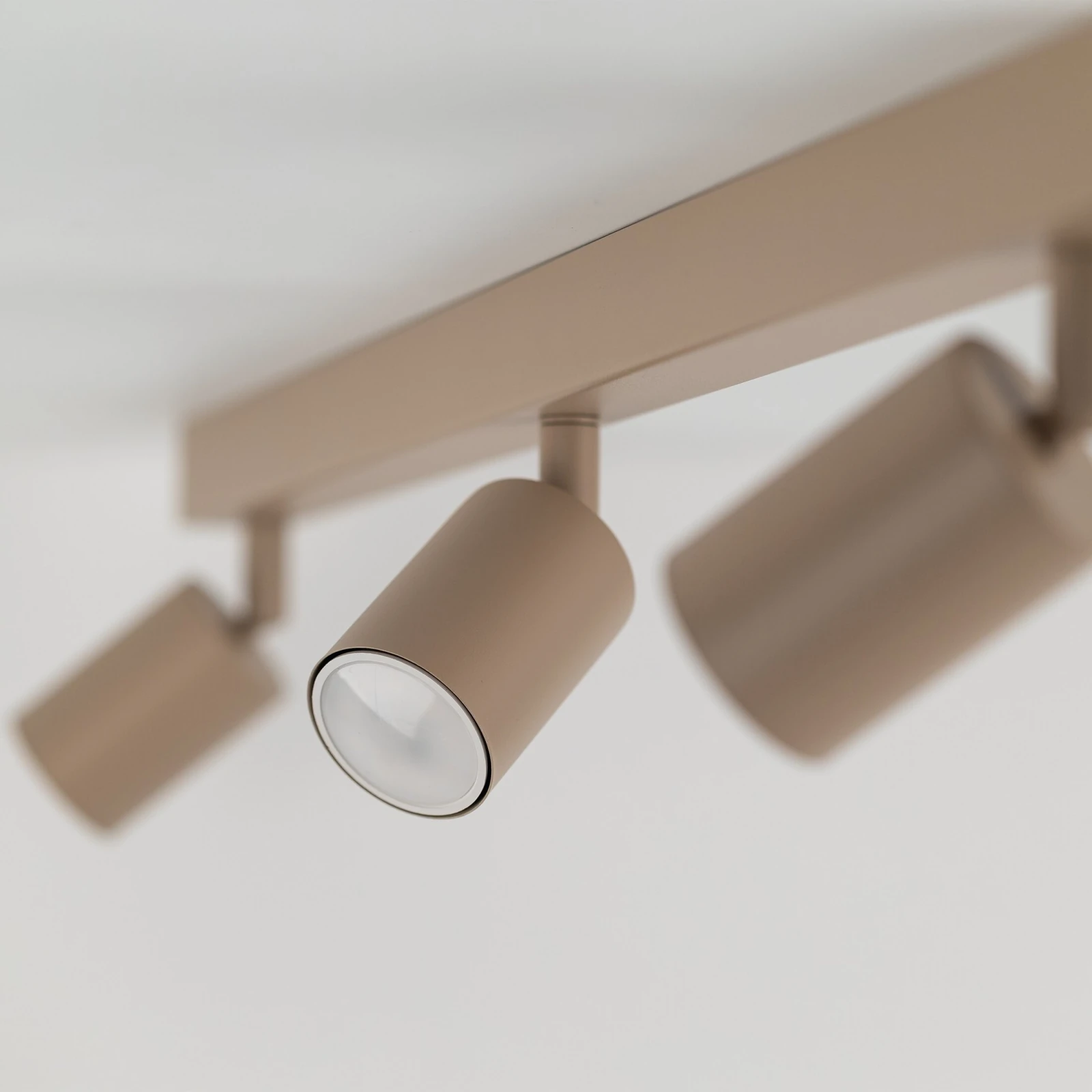 Ceiling light 4xGU10 – linear, beige, adjustable
