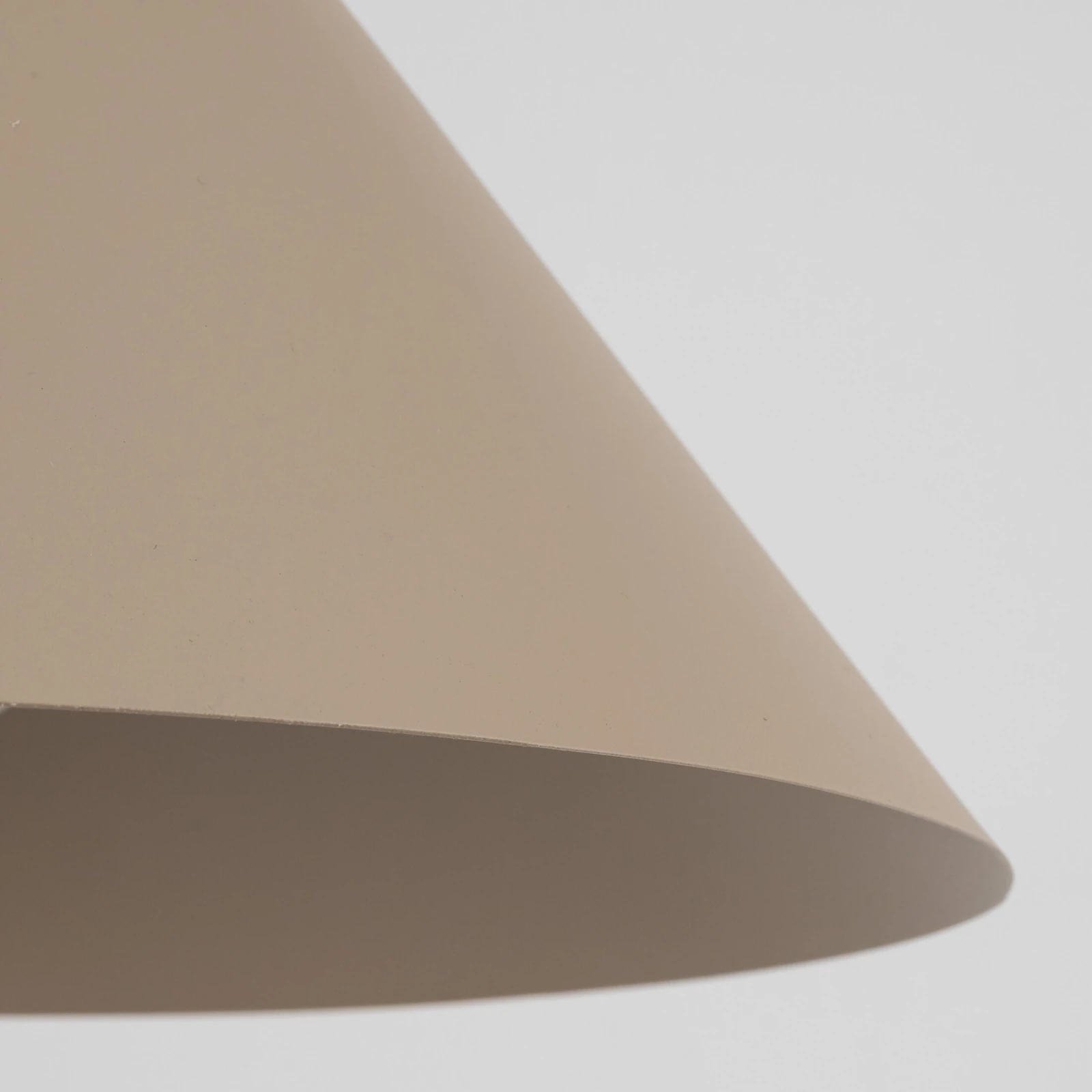 Pendant light L – cone shape, beige, E27