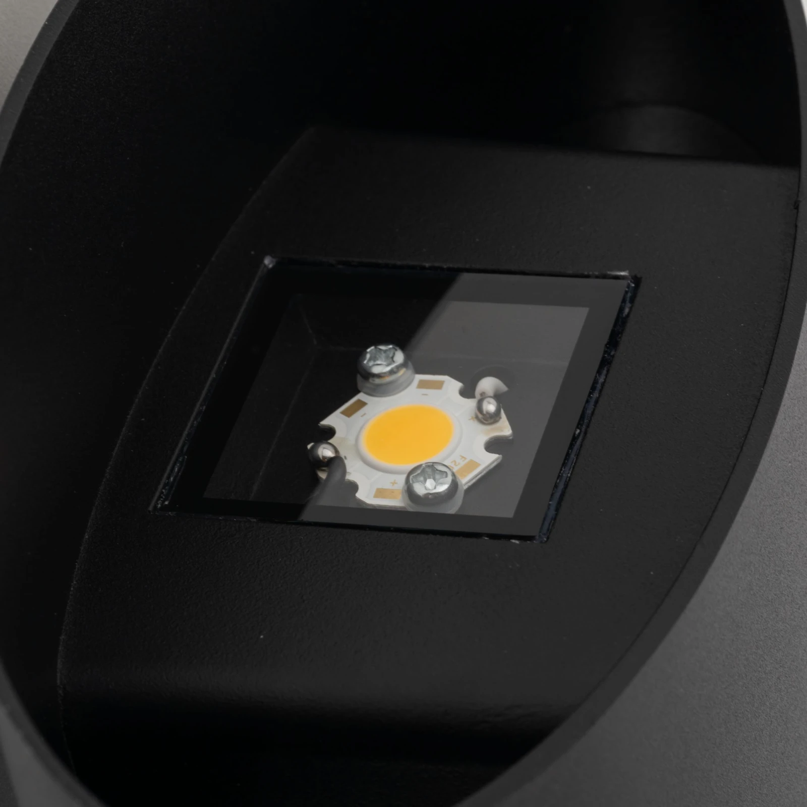 VERTO sieninis LED šviestuvas, 5 W, juodas, IP54