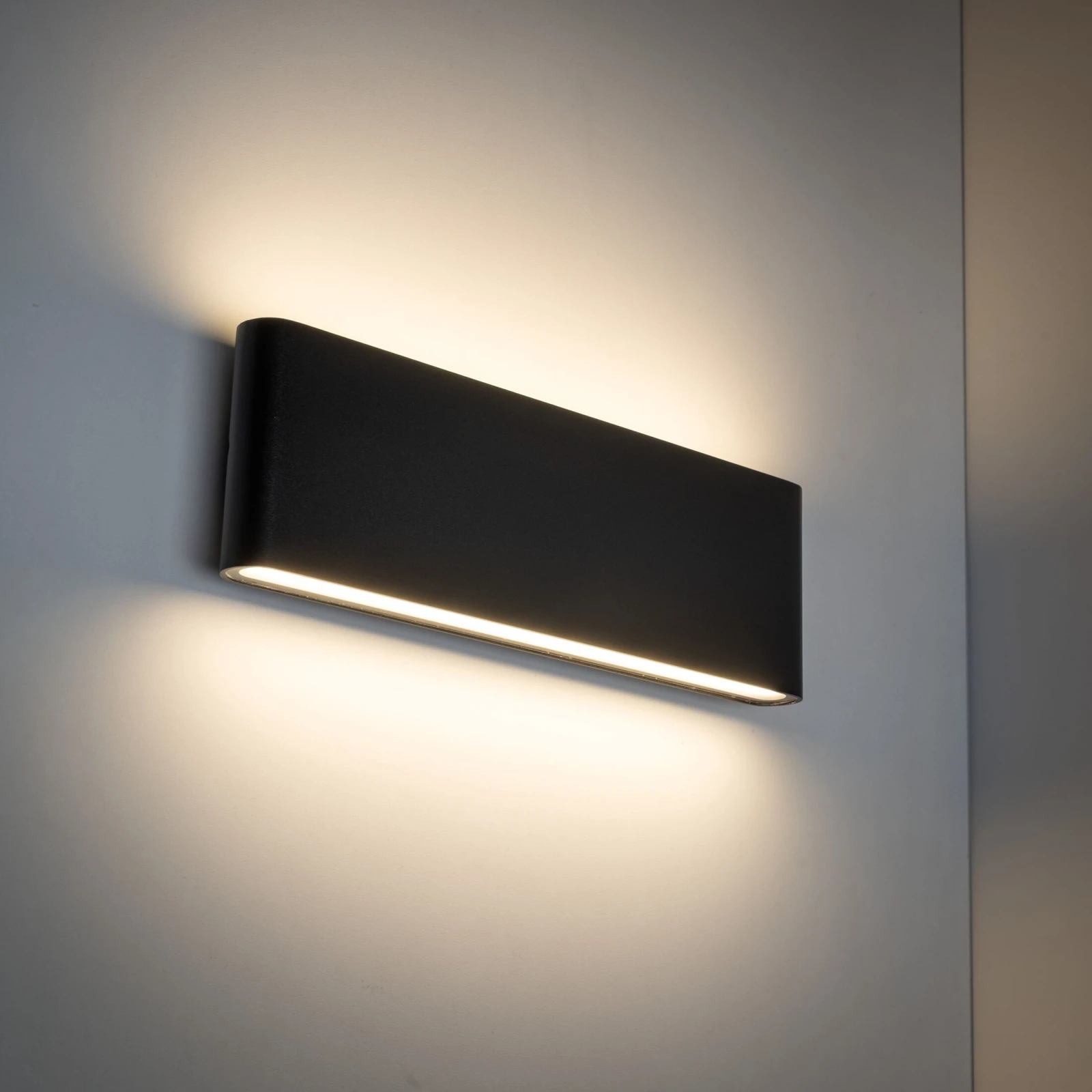 LED wall light 12 W – ARWENA L, black, IP54