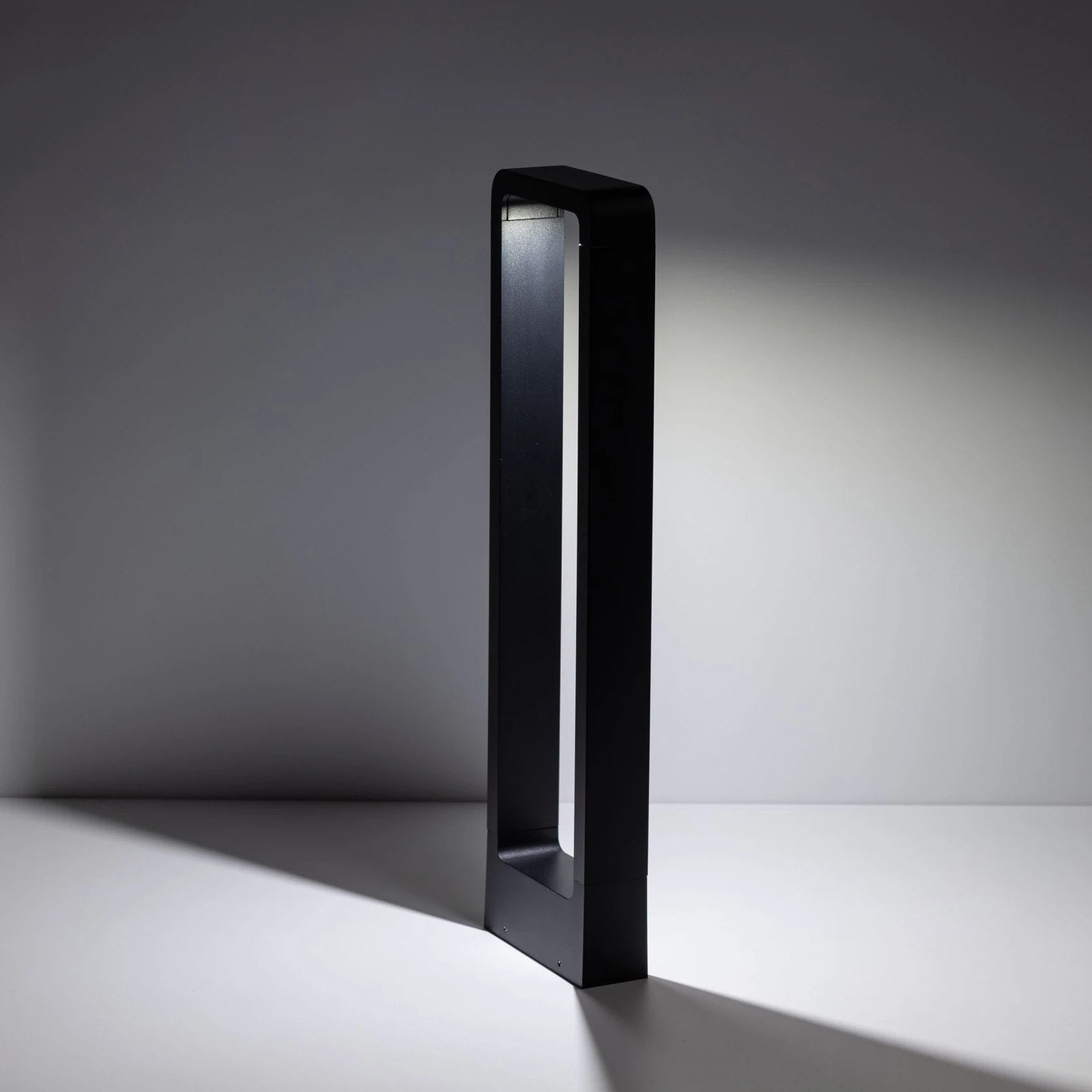 Outdoor floor lamp 10 W – black, IP54, warm LED