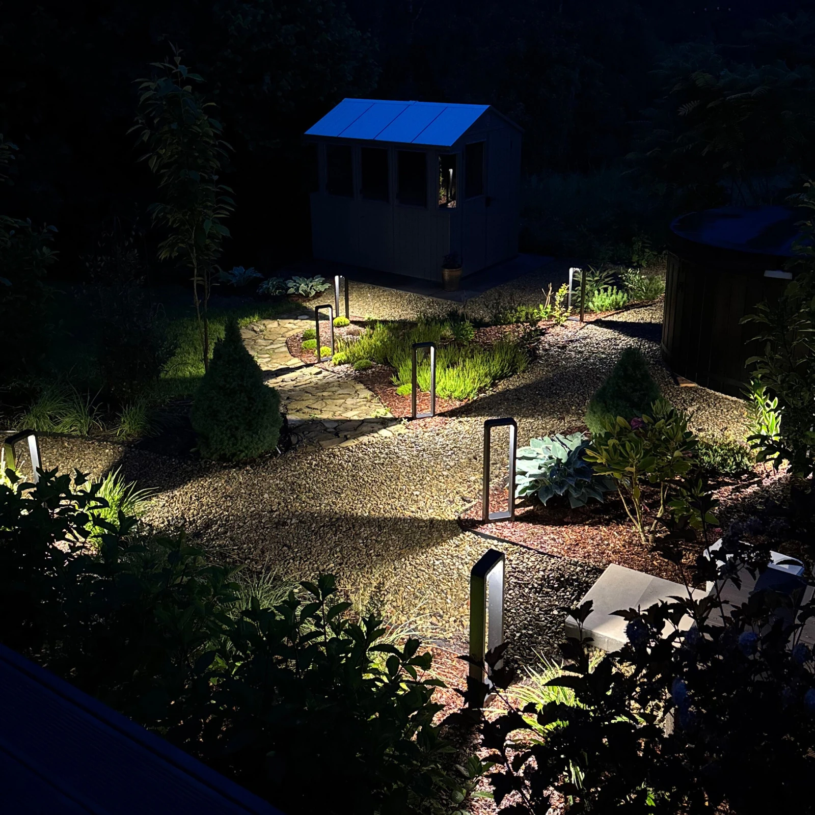 Outdoor floor lamp 10 W – black, IP54, warm LED