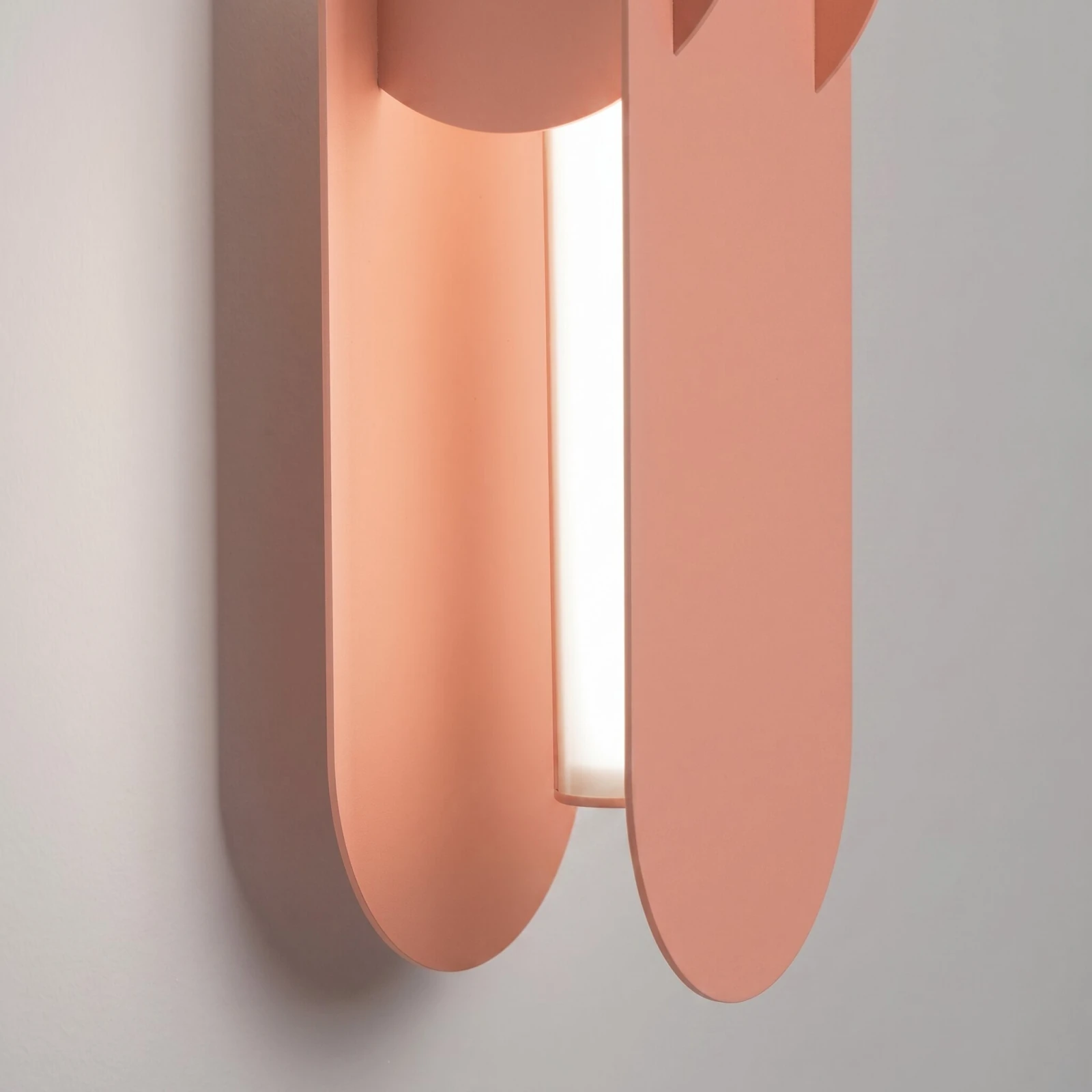 Wall lamp 91 cm – linear, peach, DALI dimmable