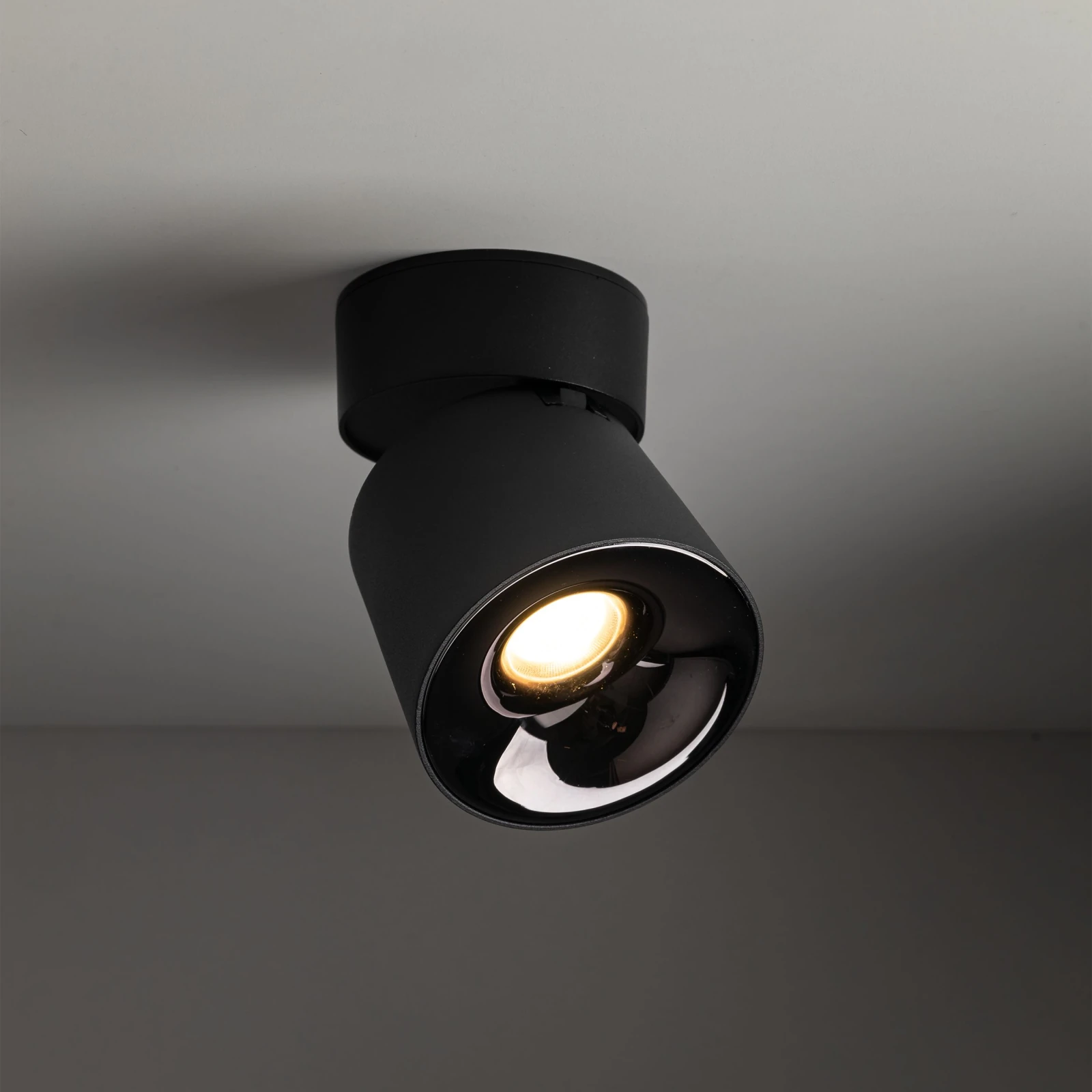 KYOTO lubinis LED šviestuvas 18 W CCT, juodas