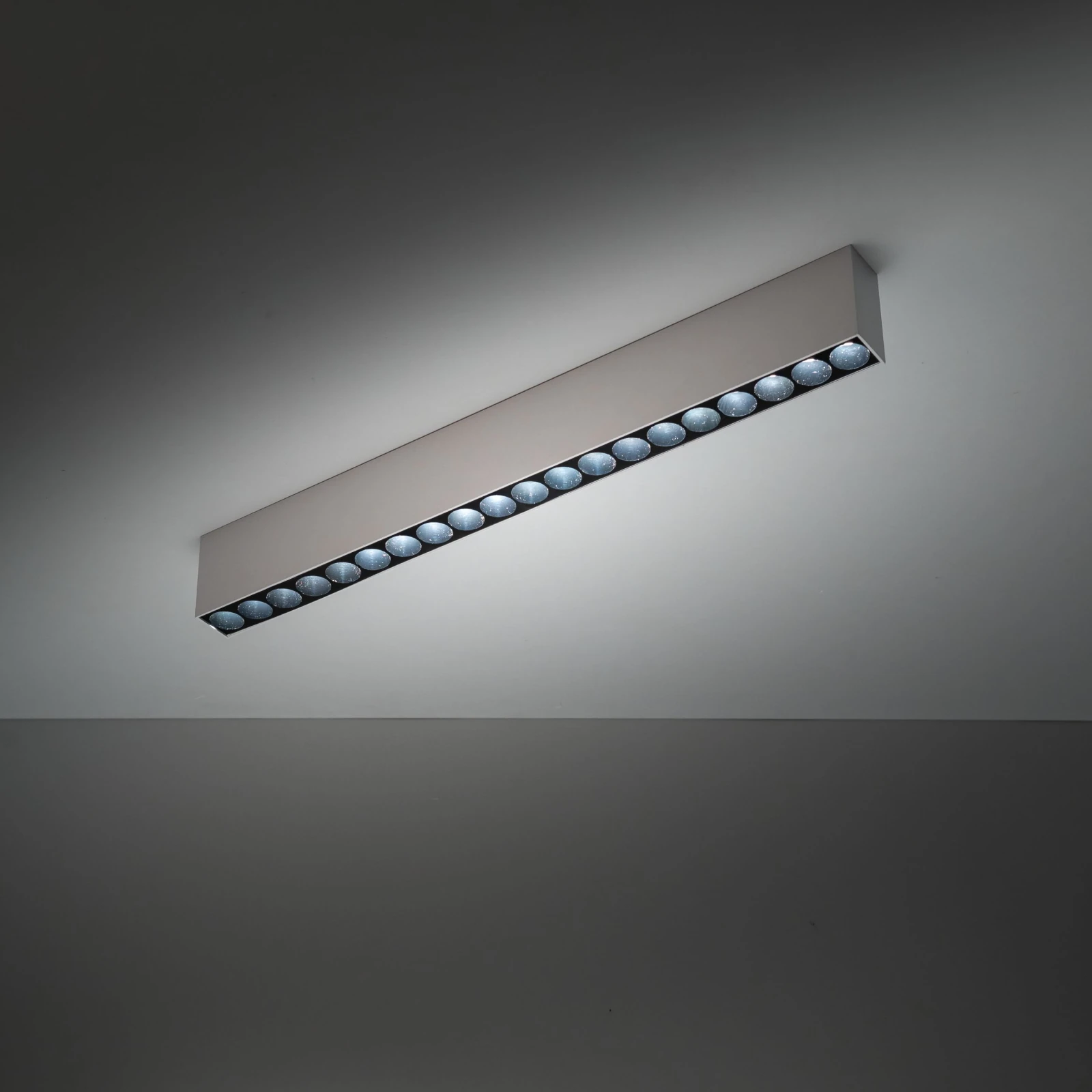 ARCO 40W lubinis LED šviestuvas, baltas, 3000K