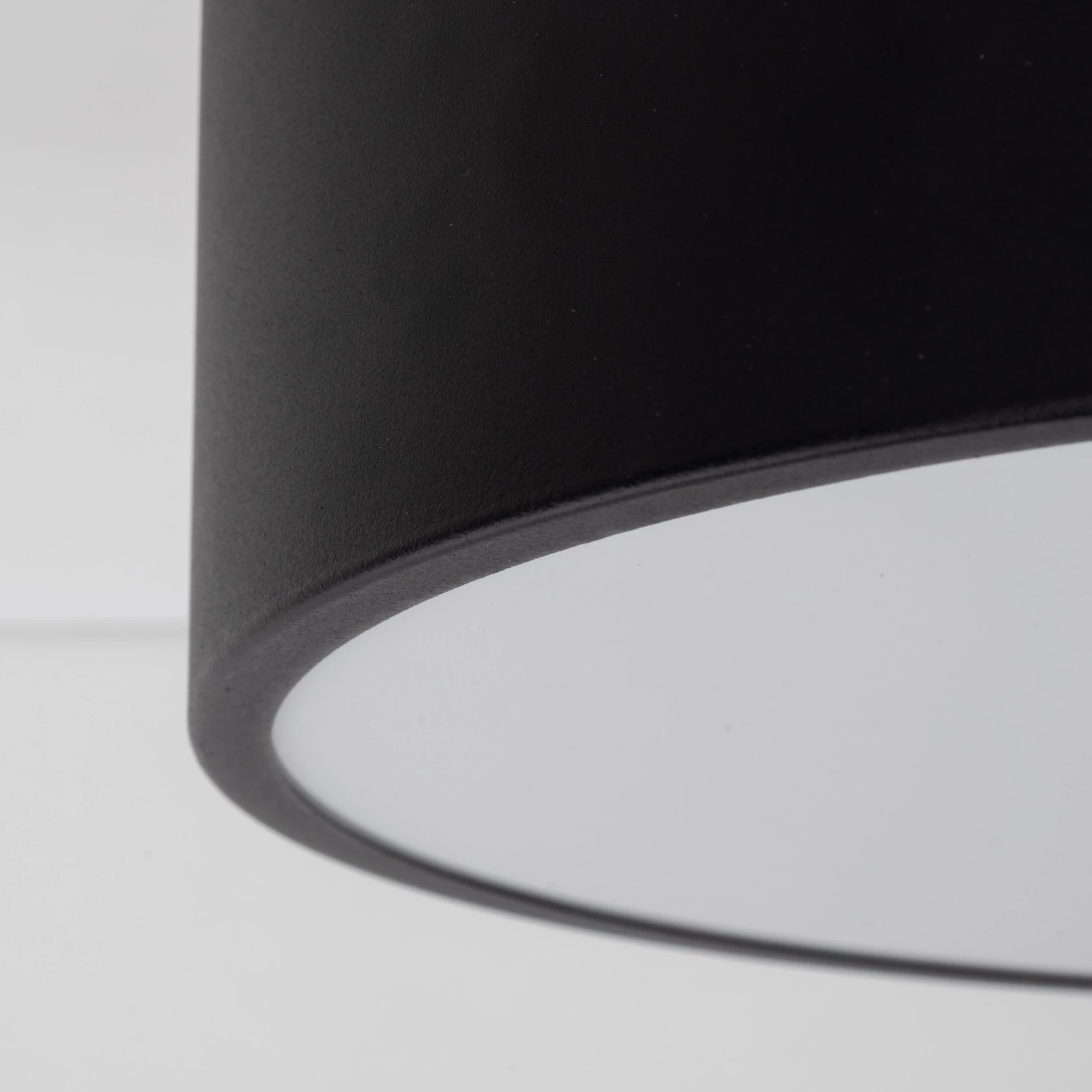 LIVO ceiling light M – cylindrical, black, IP54