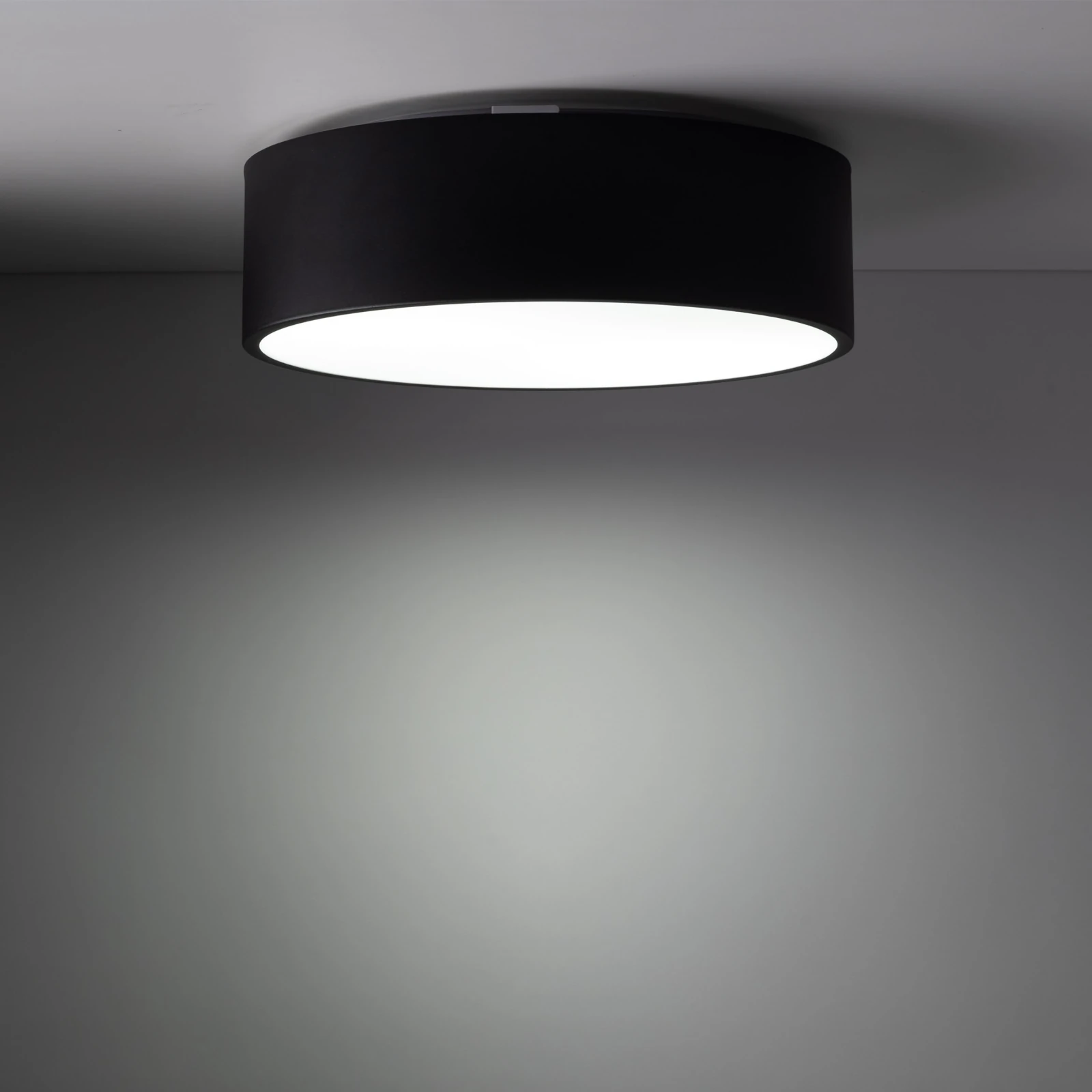 LIVO ceiling light M – cylindrical, black, IP54