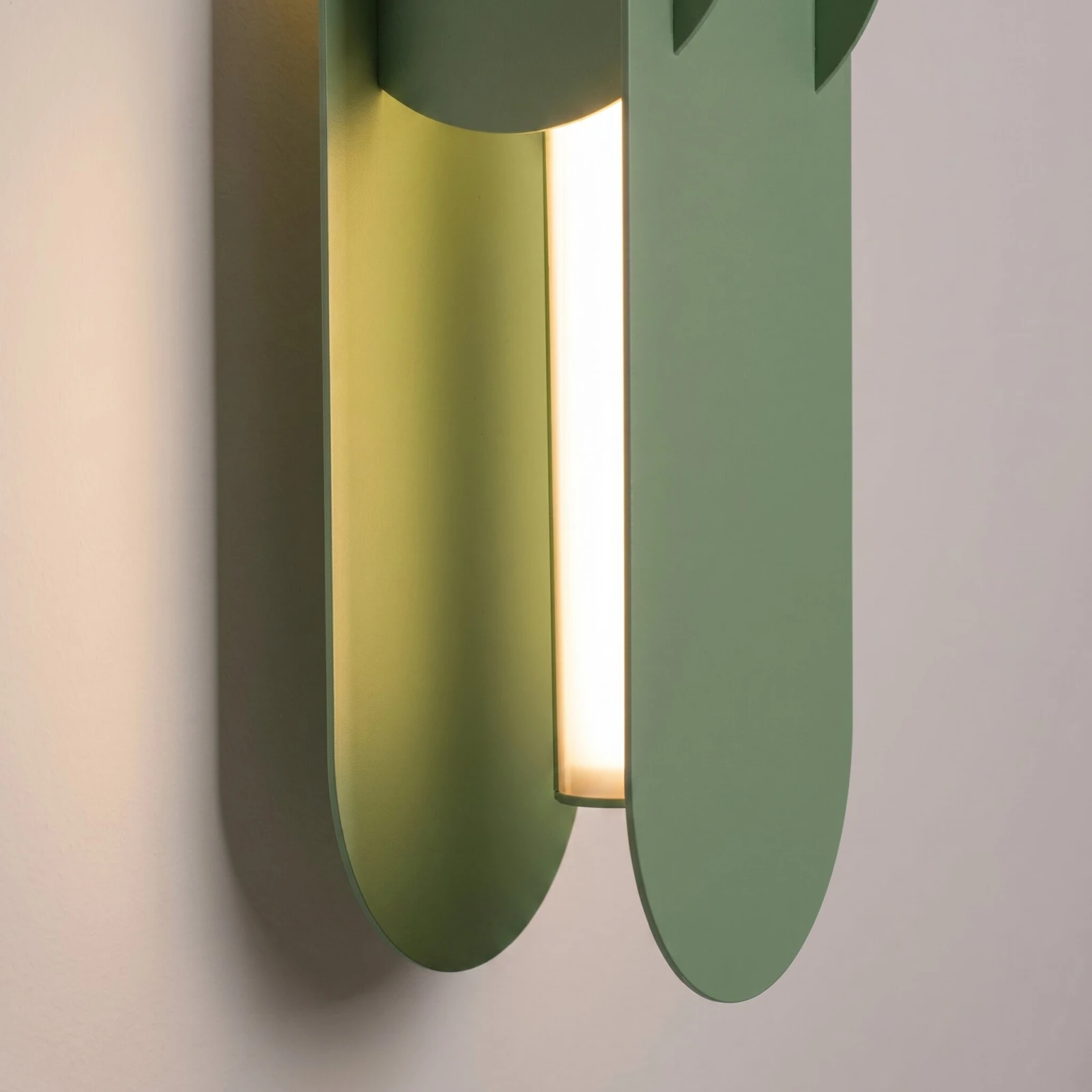 Wall lamp 91 cm – linear, sage, dimmable LED