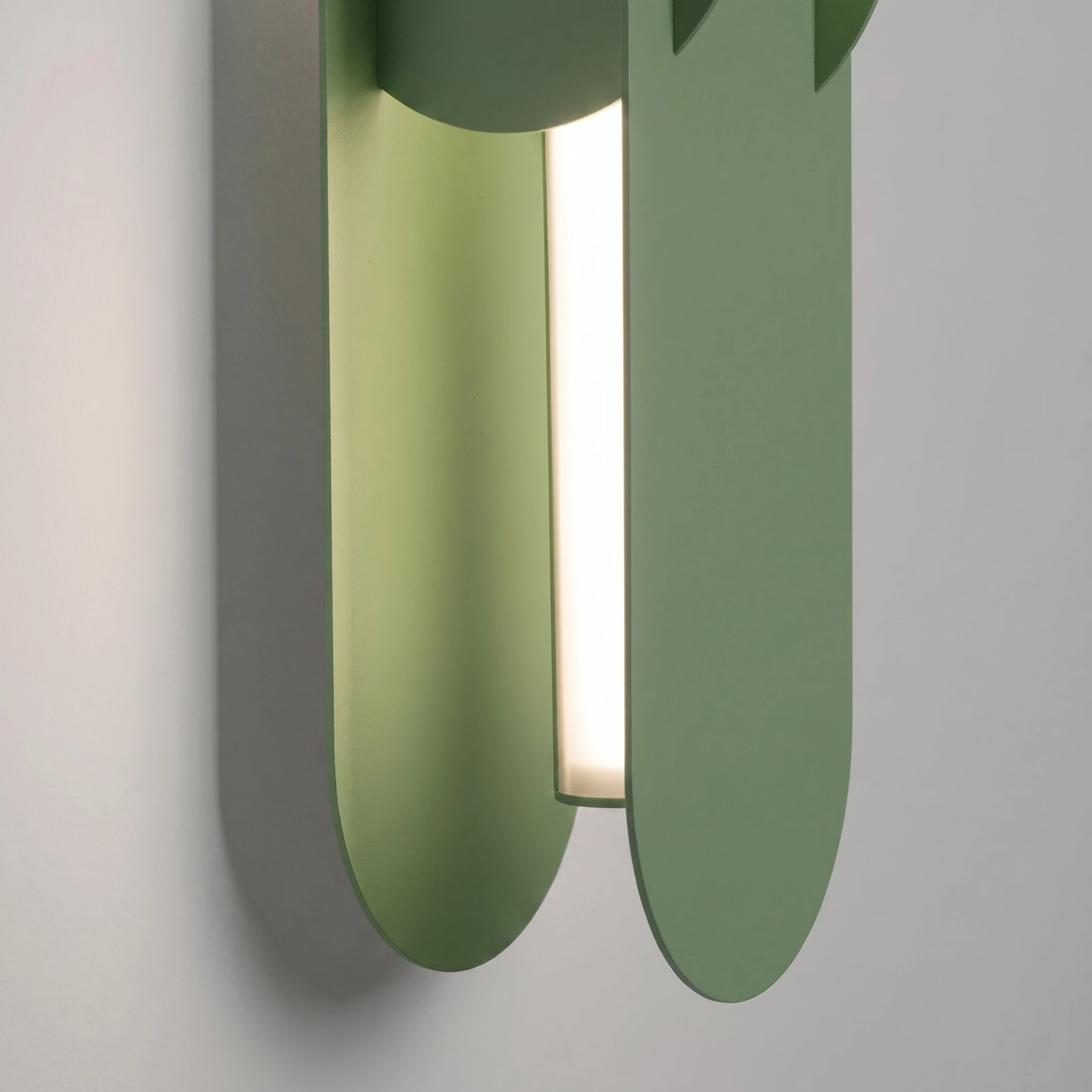 Sieninis šviestuvas 91 cm – linijinis, šalavijo, LED DALI