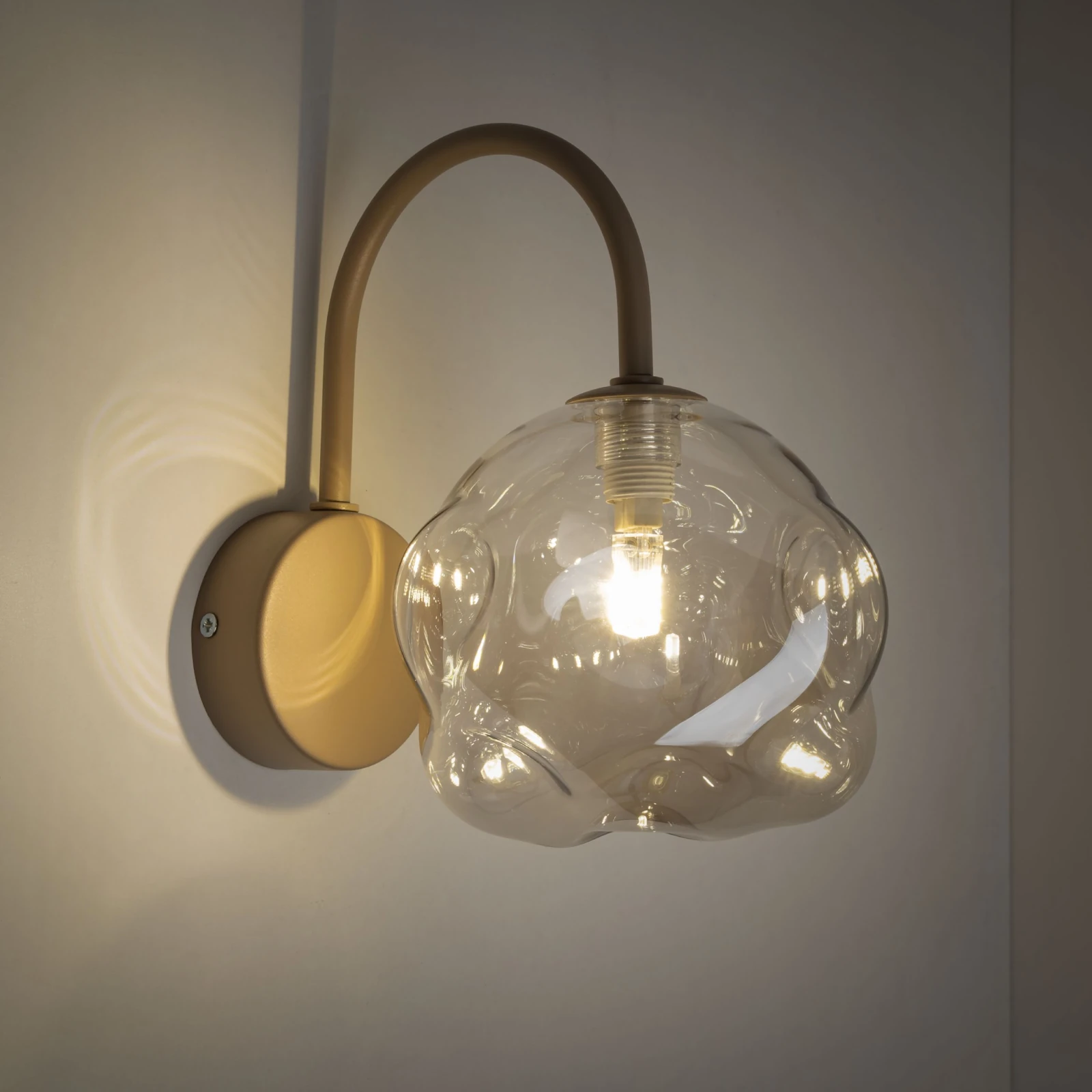 Wall light 8 W – irregular glass shade, beige and brown