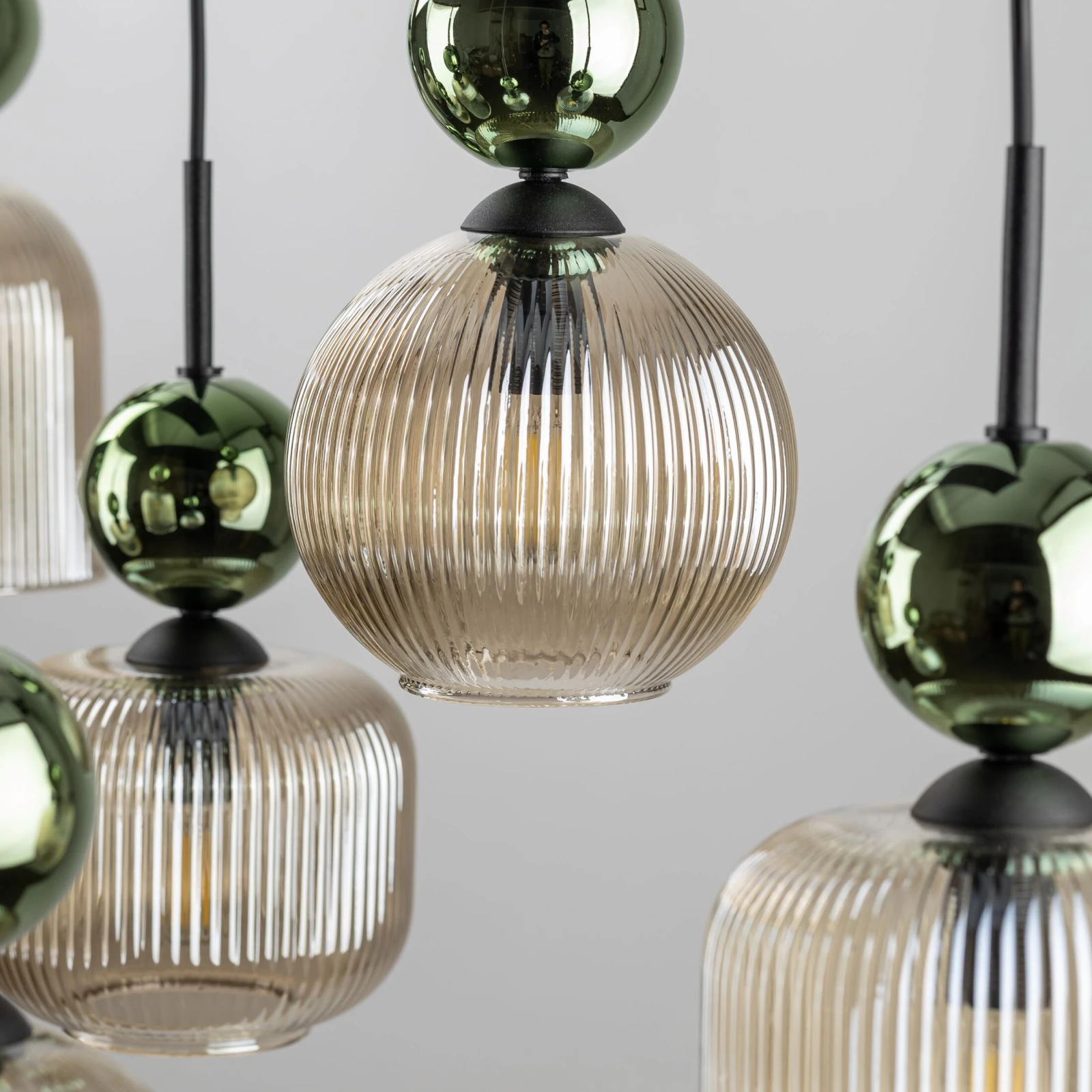 Pendant Light SOPHIA 8xE14 – ribbed glass, green and cognac tones