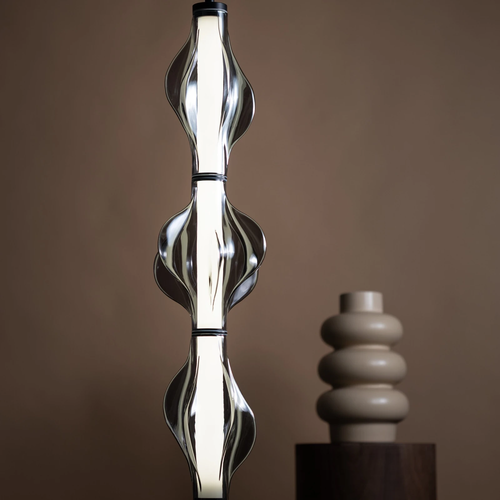 Pendant LED light 22 W – diamond glass, black finish
