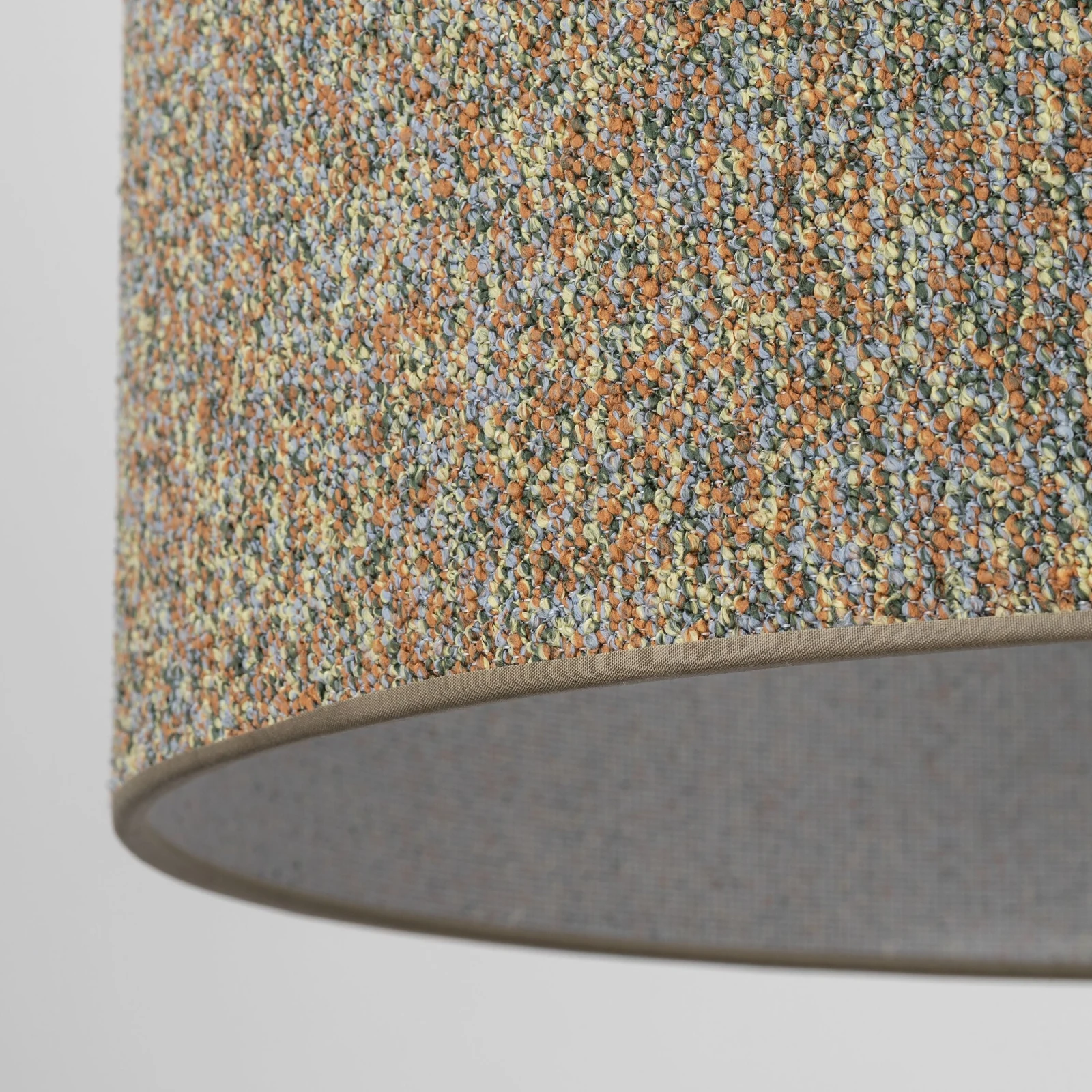 VELLUM pendant light – cylindrical, black, textured multicolor shade
