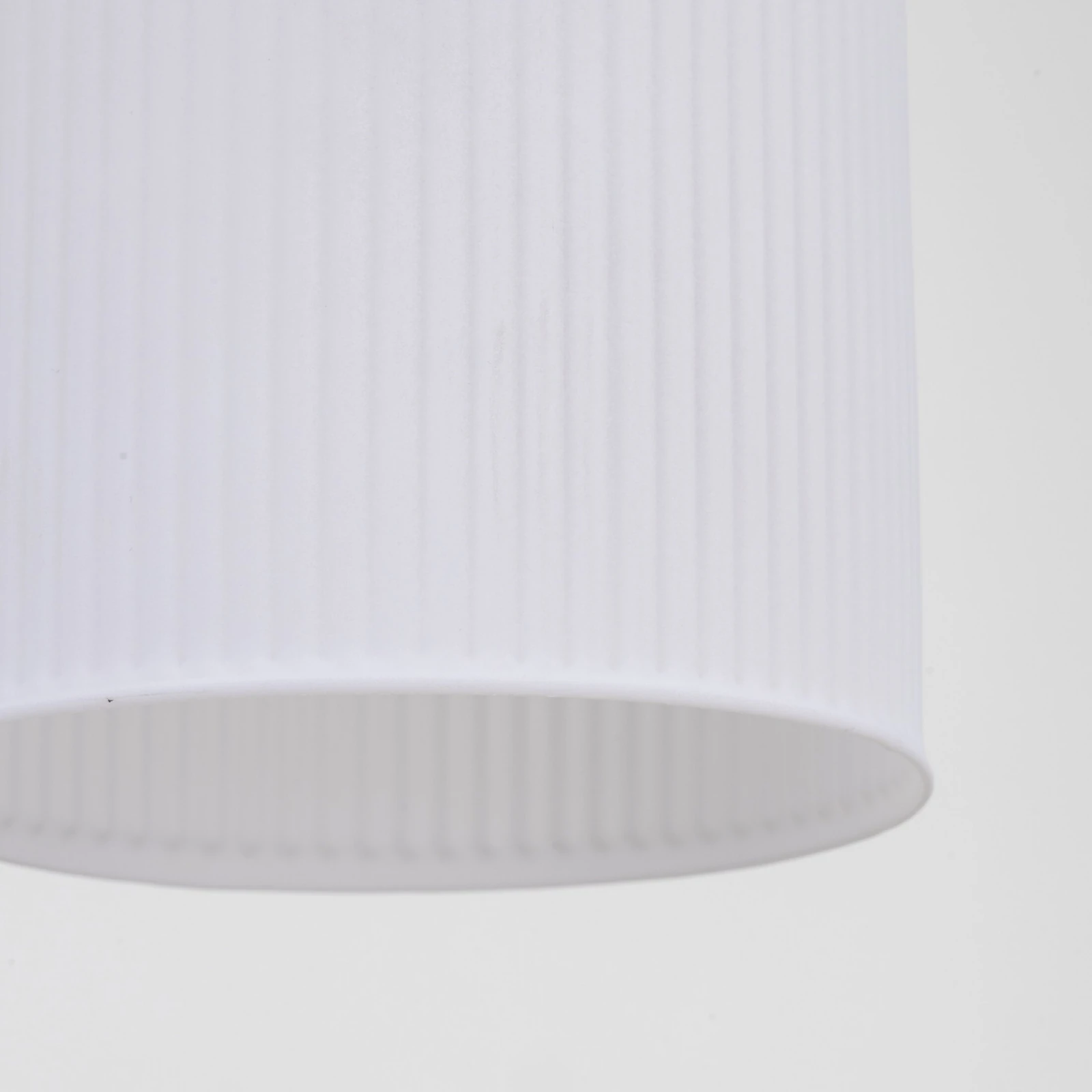Triple ceiling light 3x10 W – round, cognac ribbed glass