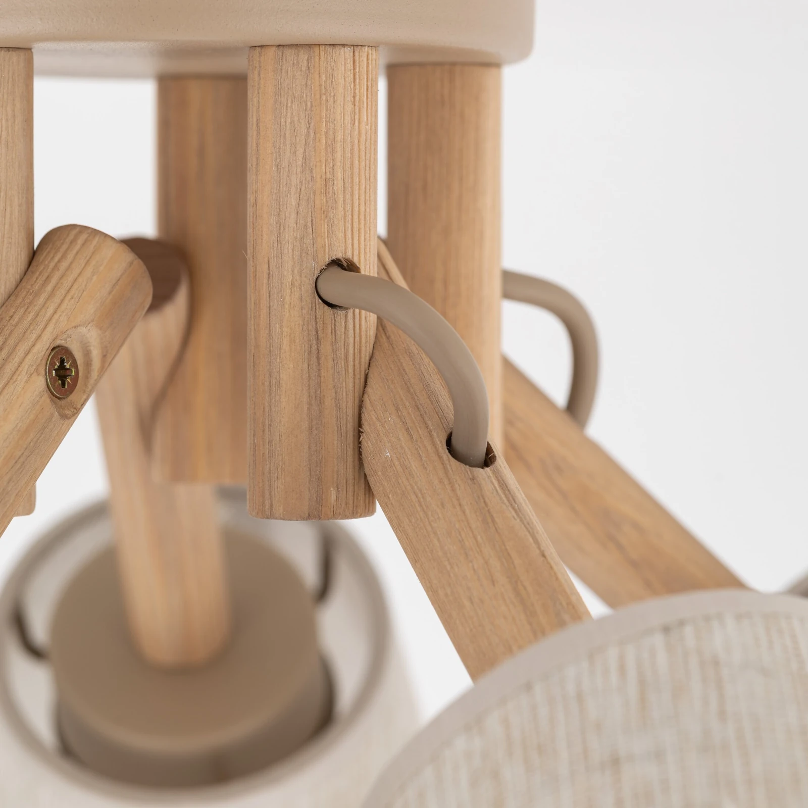 Ceiling light 5 x 15 W – fabric shades, natural wood detail