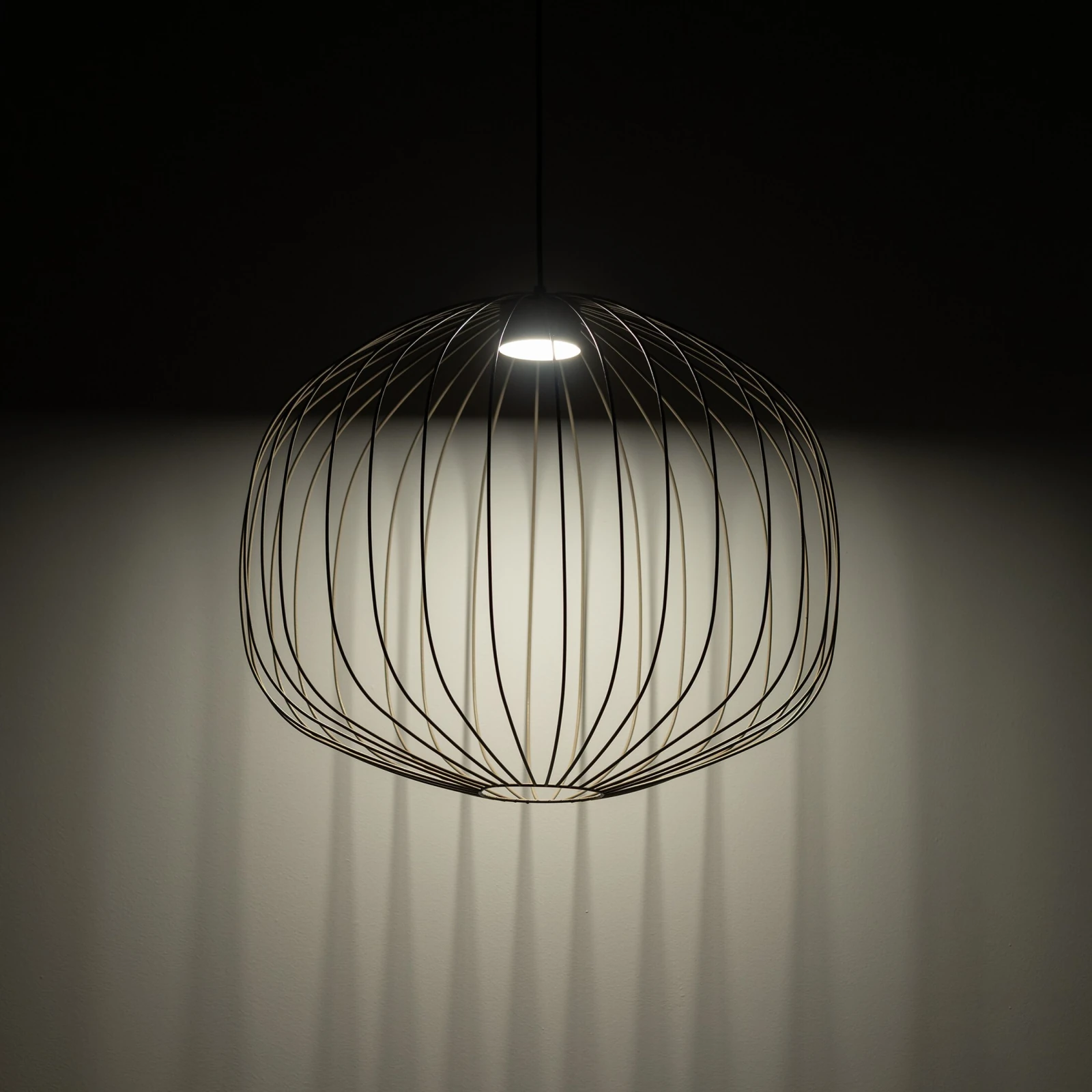 Pakabinamas šviestuvas SPHERA M, smėlio, GX53, 11 W