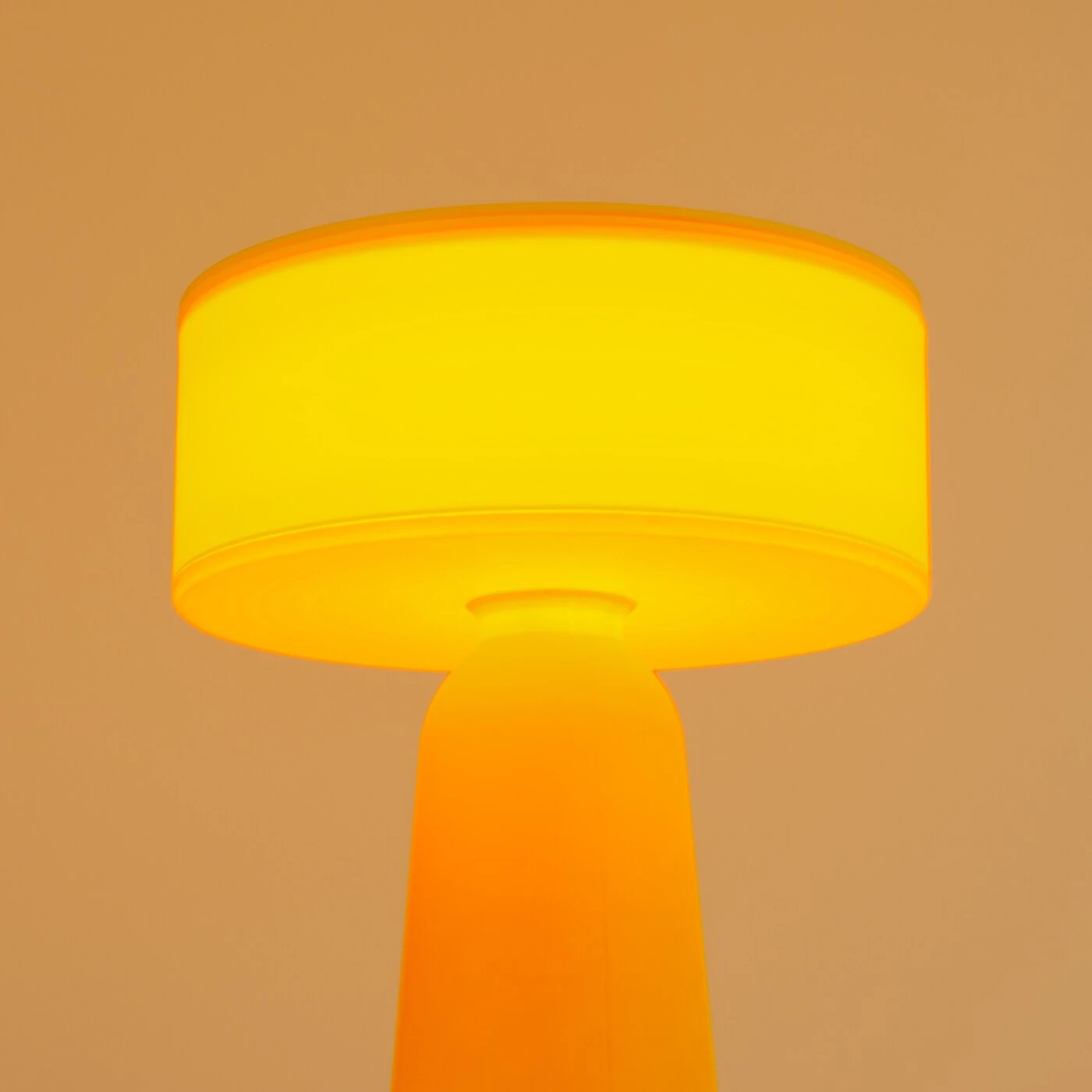 Table lamp 20 cm – round, yellow, G9 socket