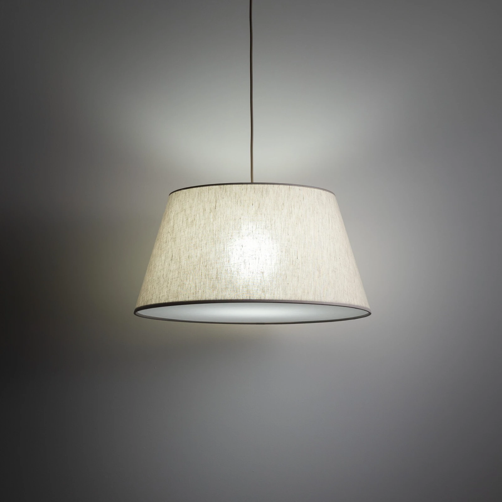FORMO pendant light 15 W – beige fabric shade