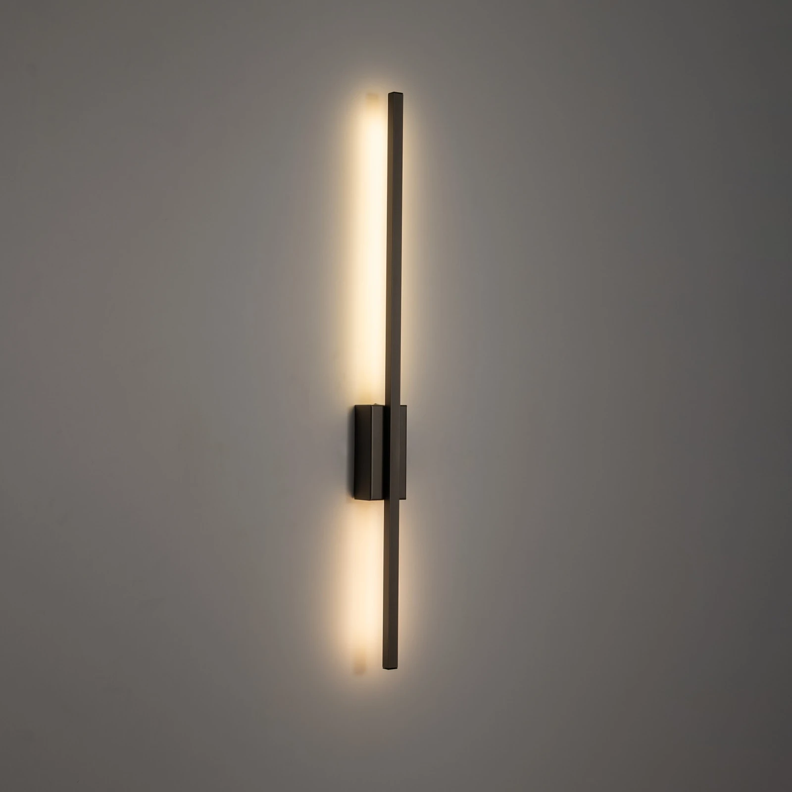 Wall light FLASH M 12 W – linear, brown, integrated LED