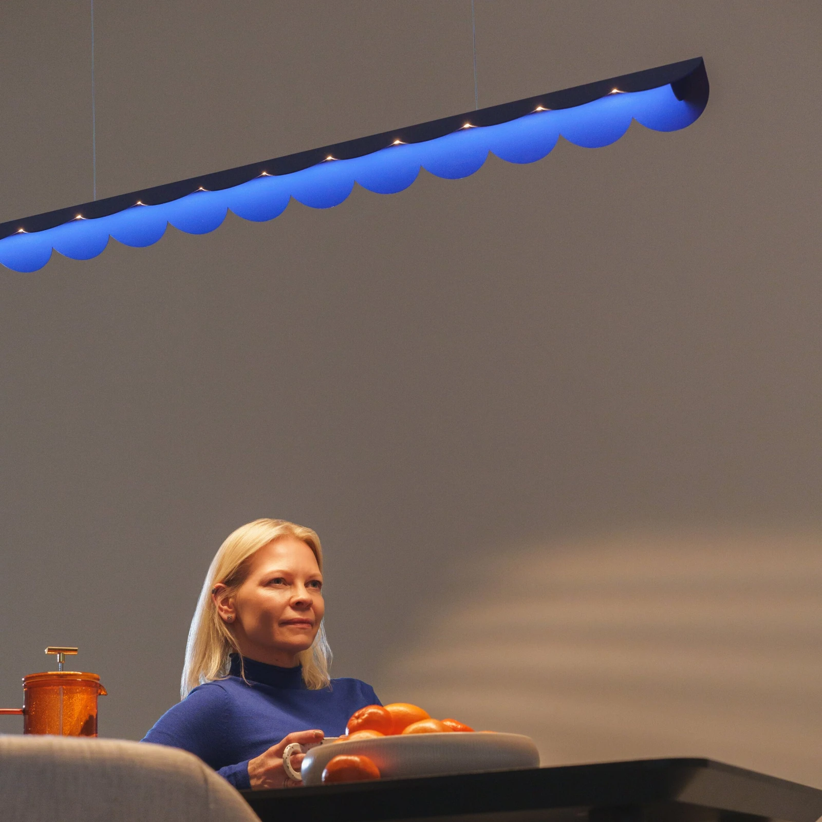 Pakabinamas LED šviestuvas 98,5 cm – banguotas, alyvuogių, CRI93