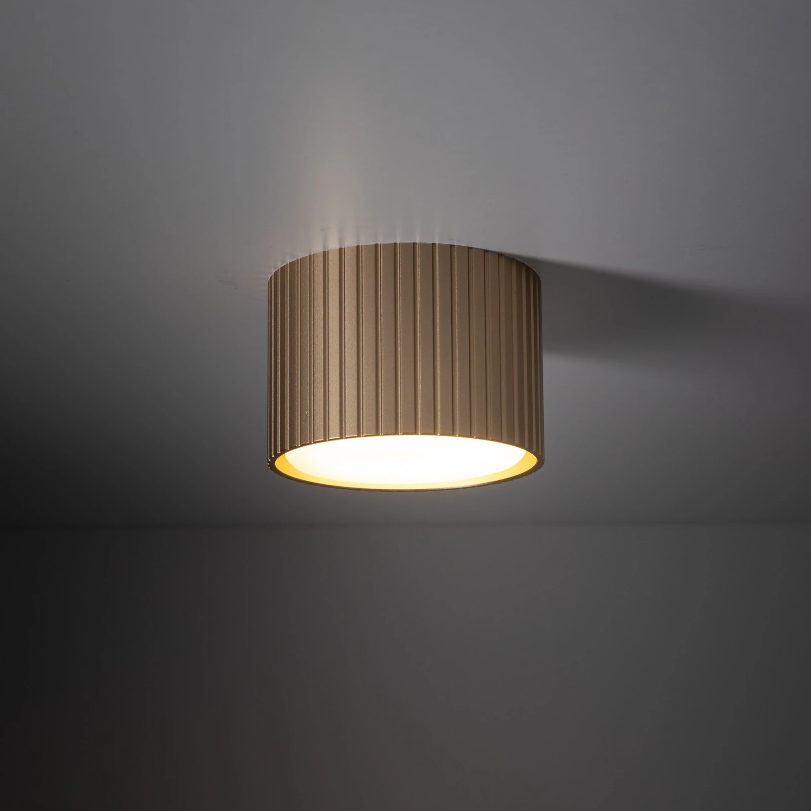 GX53 ceiling downlight 8 W – round, champagne, warm white