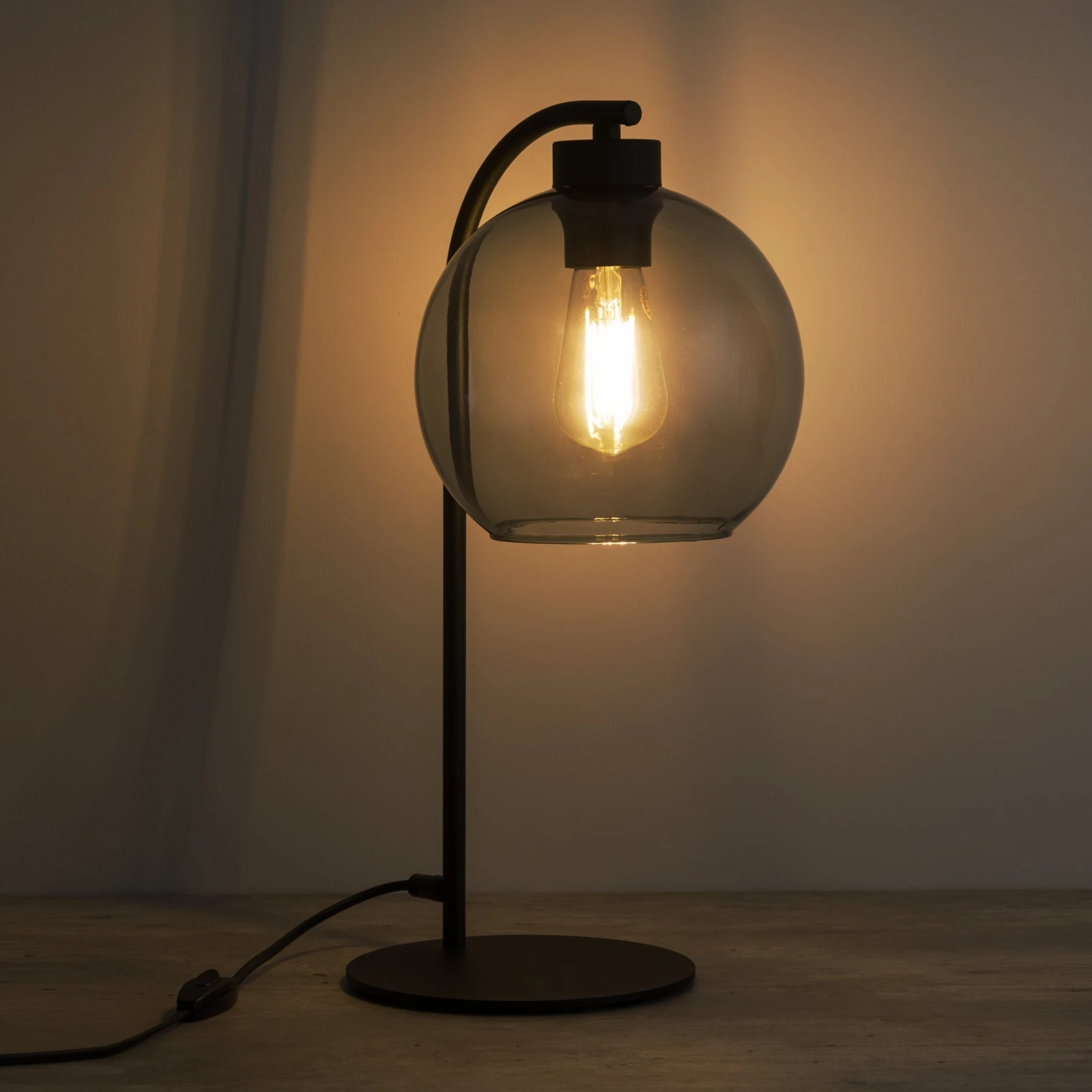 CUBUS table lamp – cube glass shade, graphite base