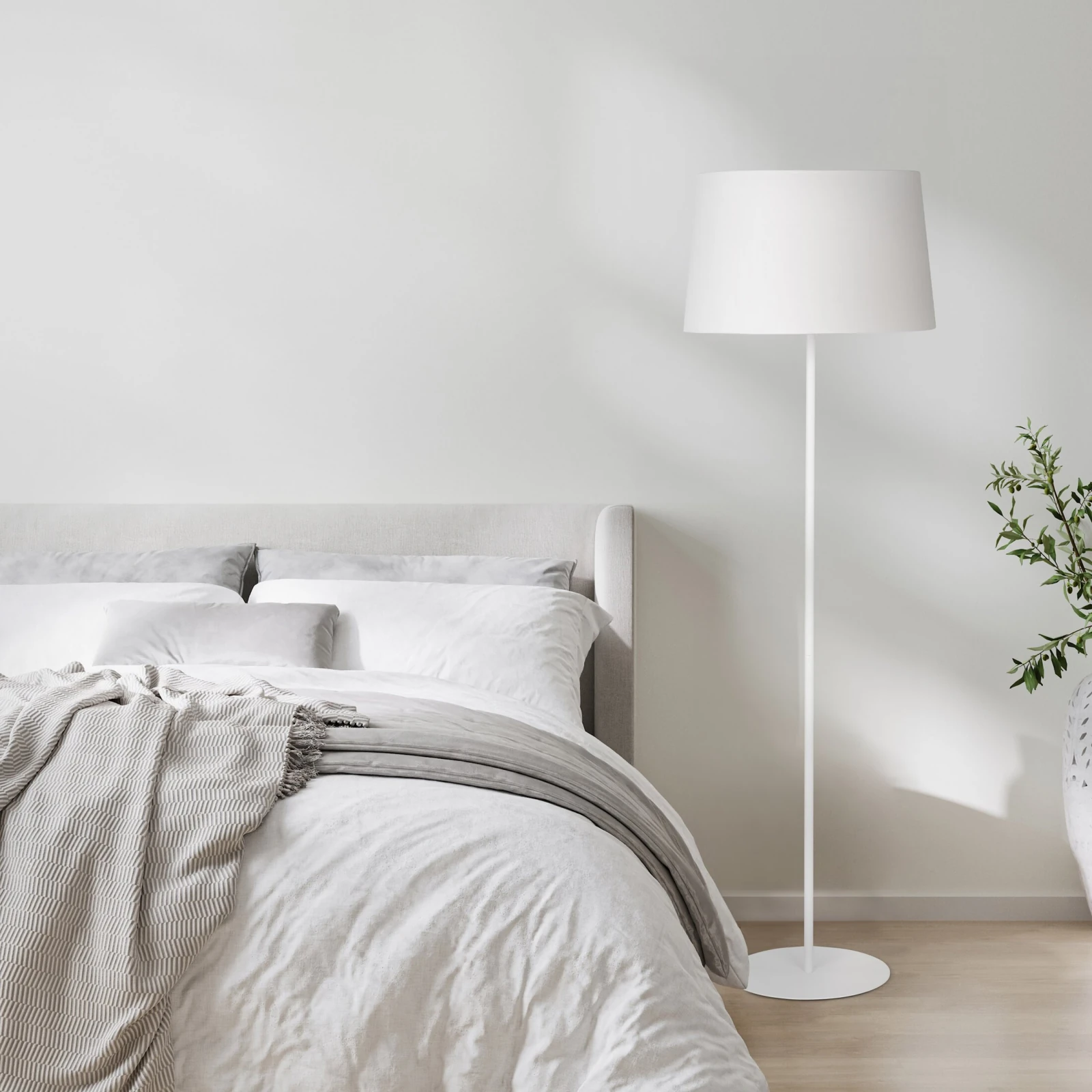Floor lamp 15 W – round shade, white, E27 socket