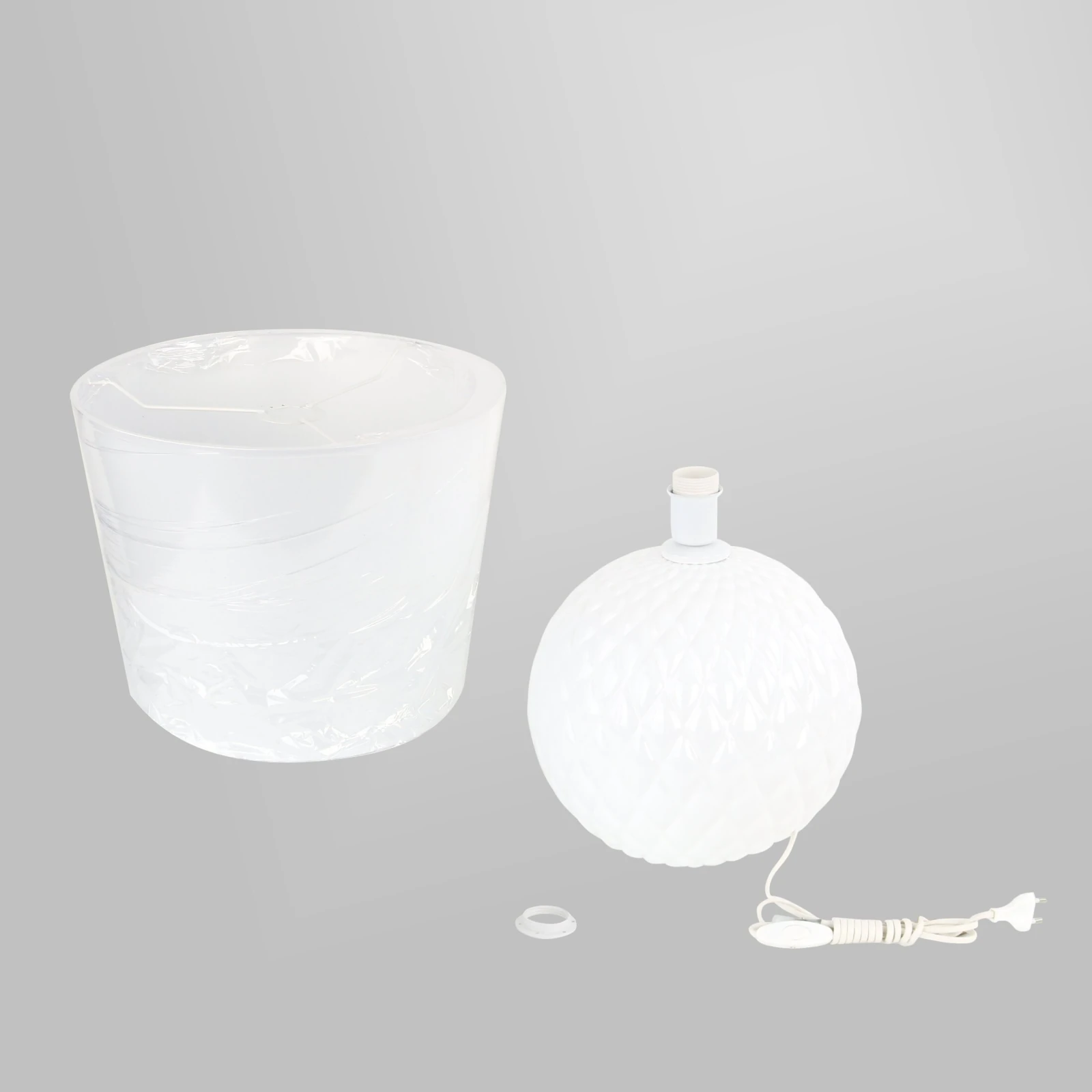 SANTANA 15 W table lamp – classic, white, E27 socket