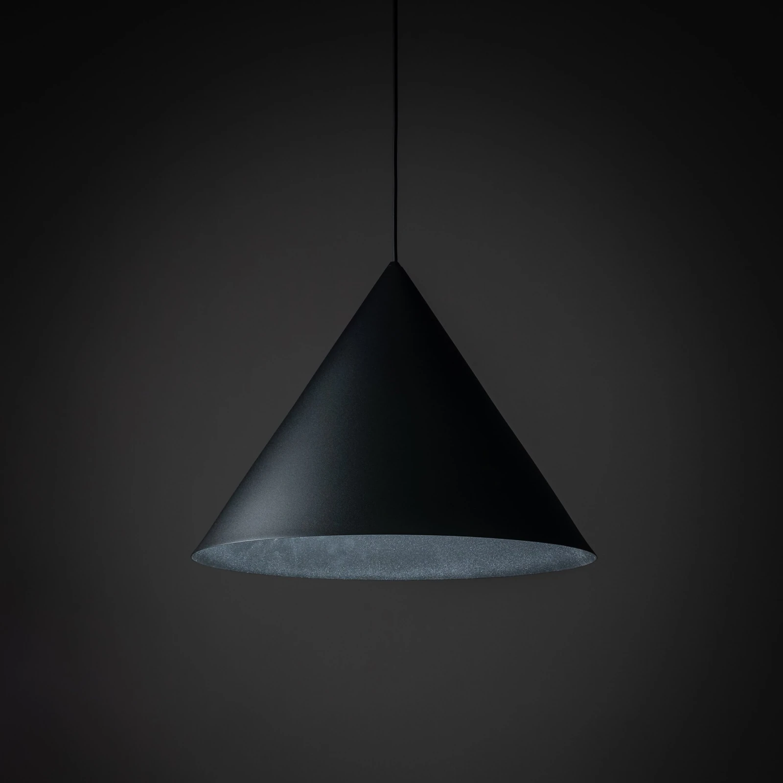 CONO XL pendant light 15 W – conical, black, E27 socket