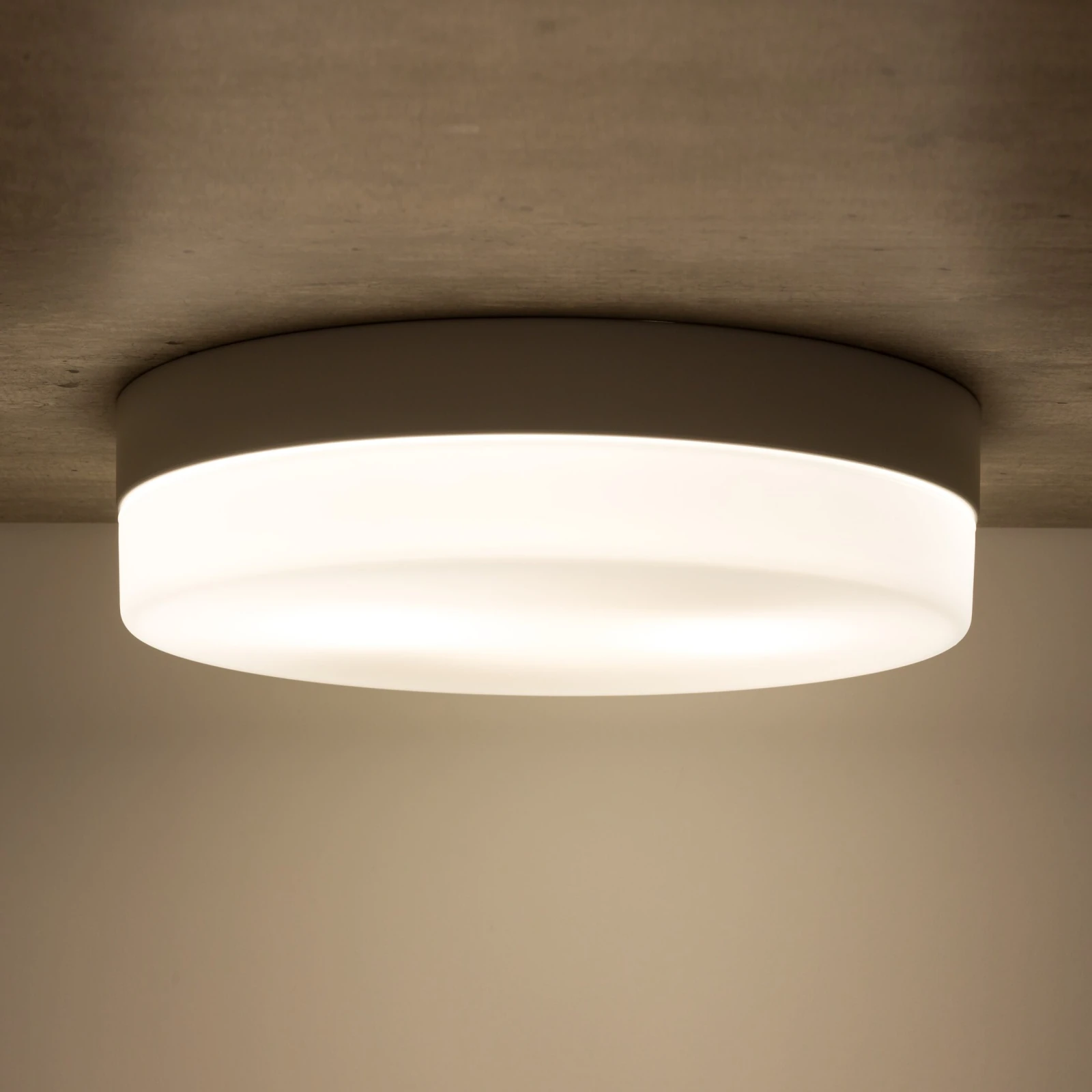 2xE27 ceiling light – round, black, IP44 bathroom rated