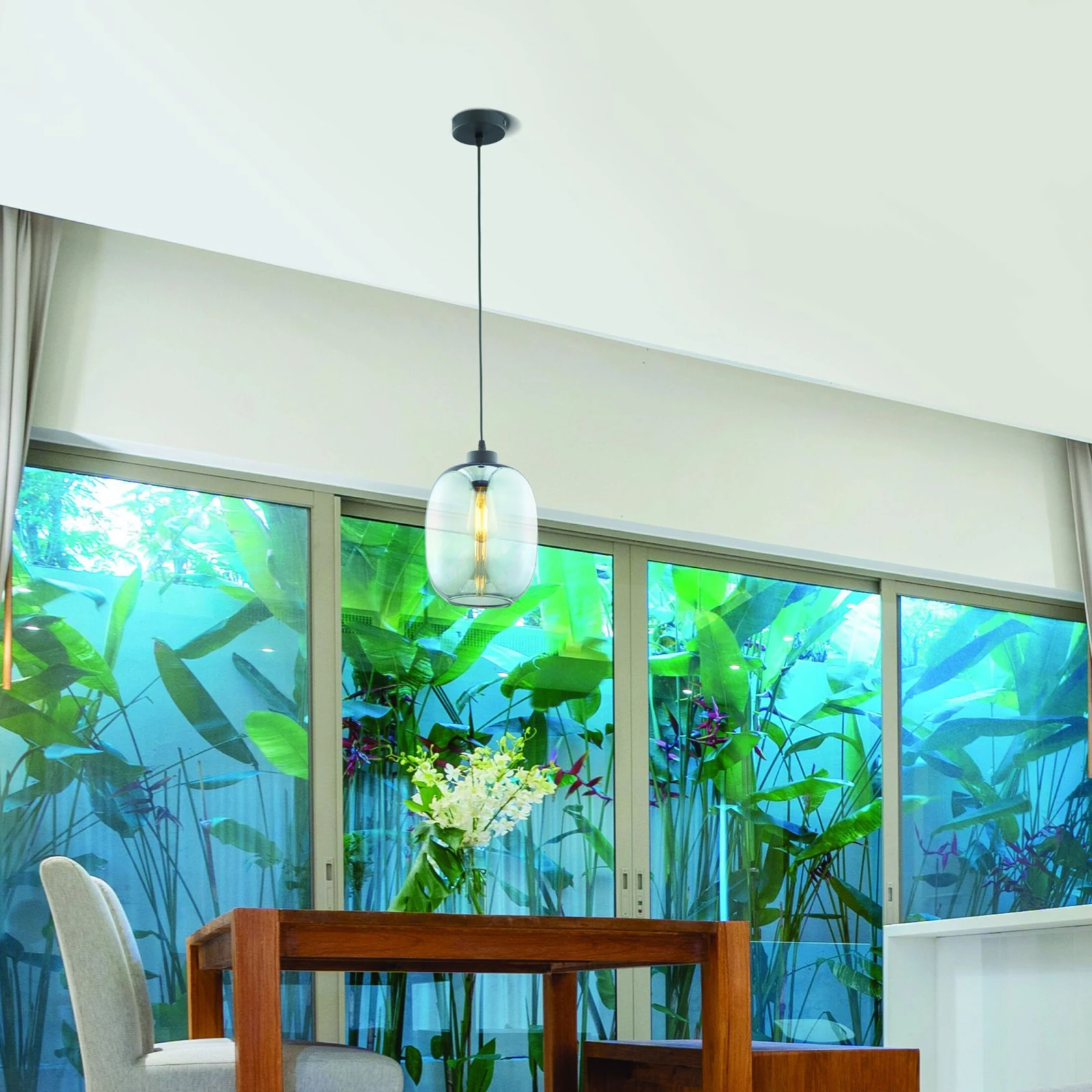 ELIO pendant light – blue glass, black frame, E27 fitting