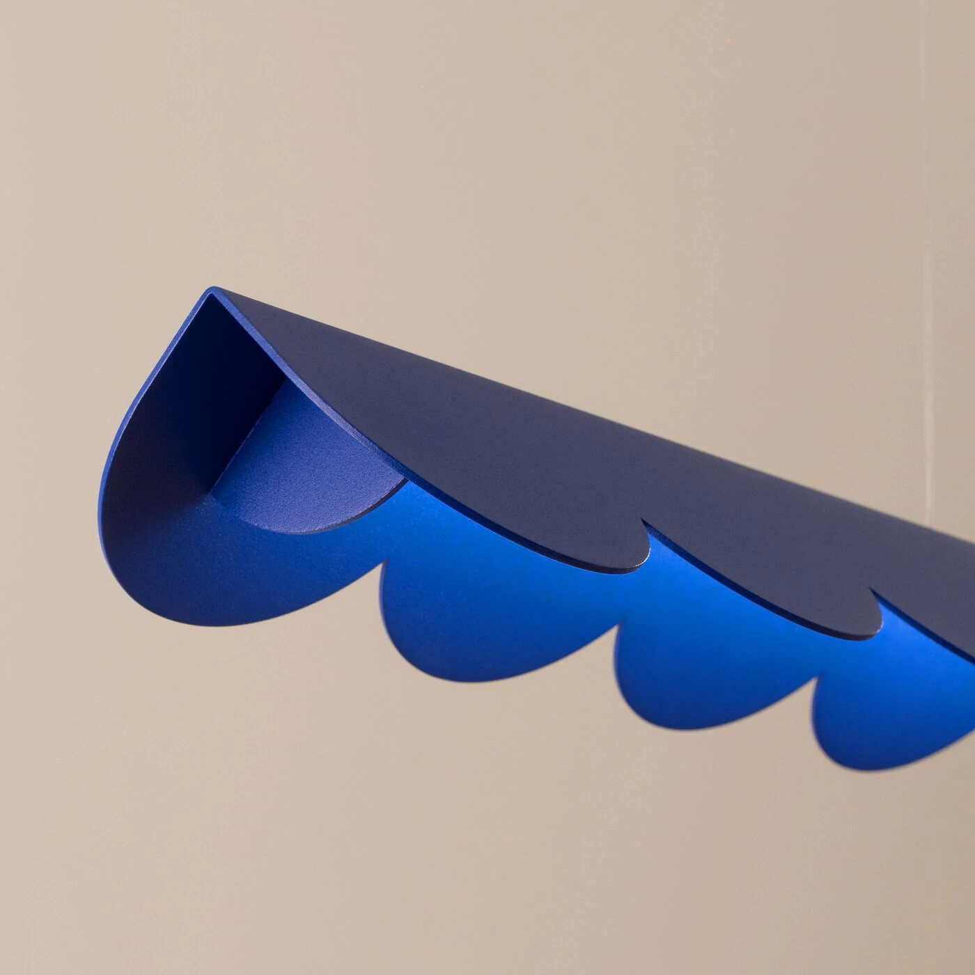 Pendant lamp 131 cm/16W – linear, ultramarine, CRI93