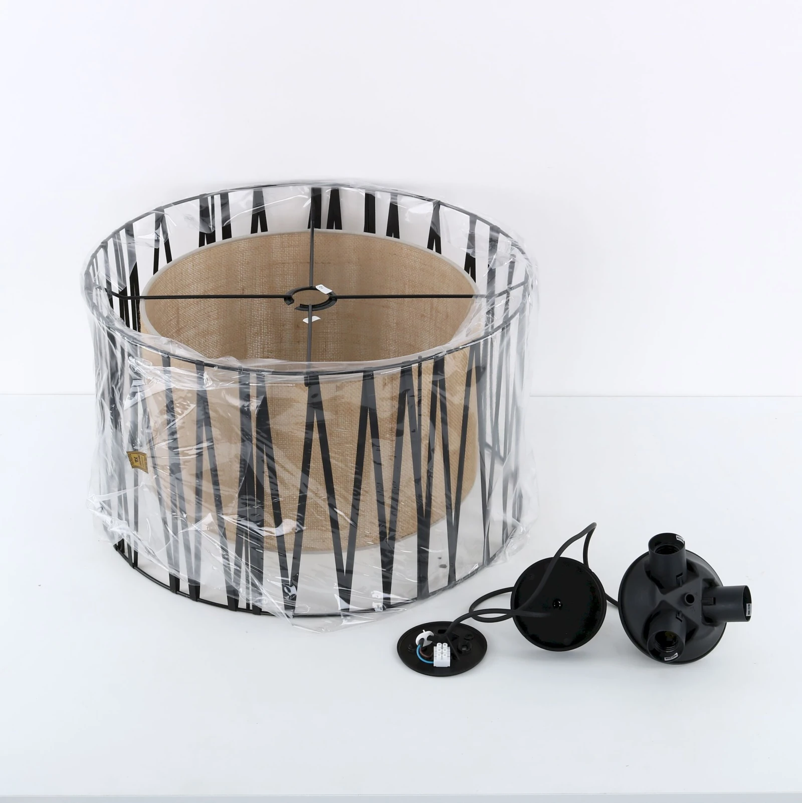 HARMONY NATURE pendant lamp – 3 jute shades, black details