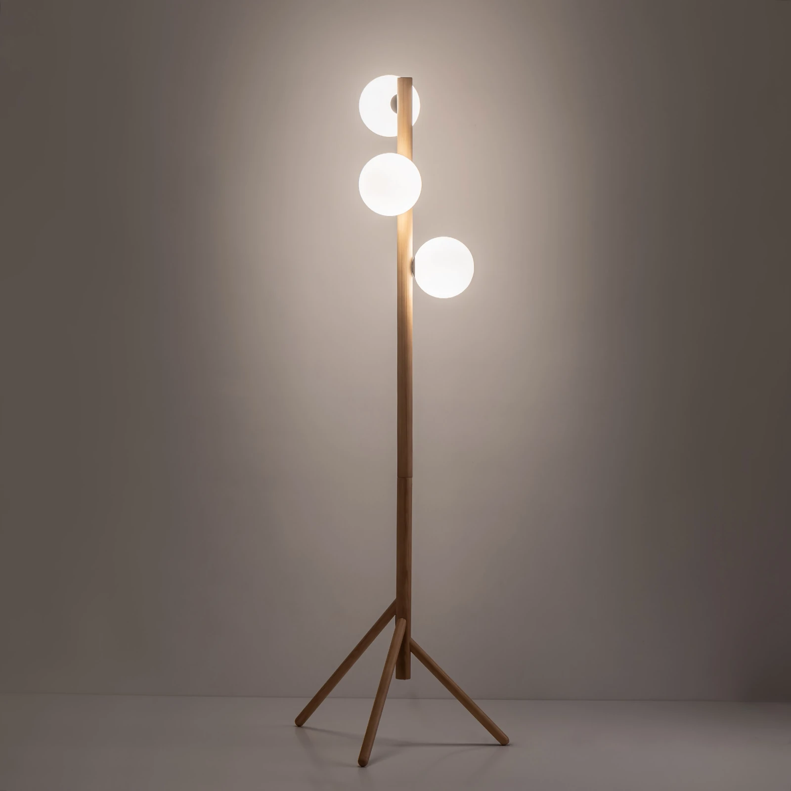 ESTERA WOOD toršeras G9, 3x8 W