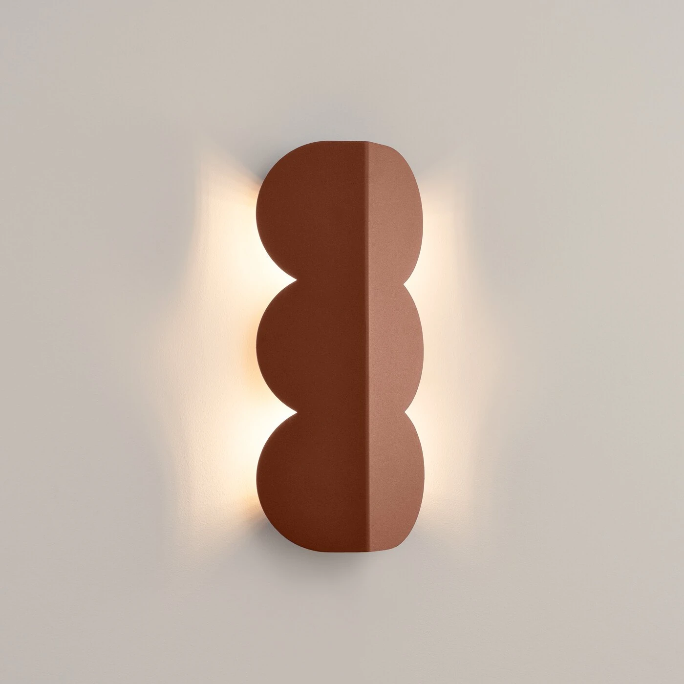 Wall lamp 33.6 cm – biscuit silhouette, mocha, soft halo light