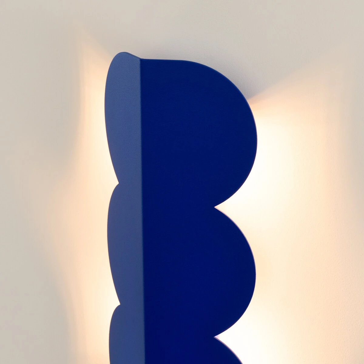 Wall lamp 2x8W – wavy body, ultramarine, G9