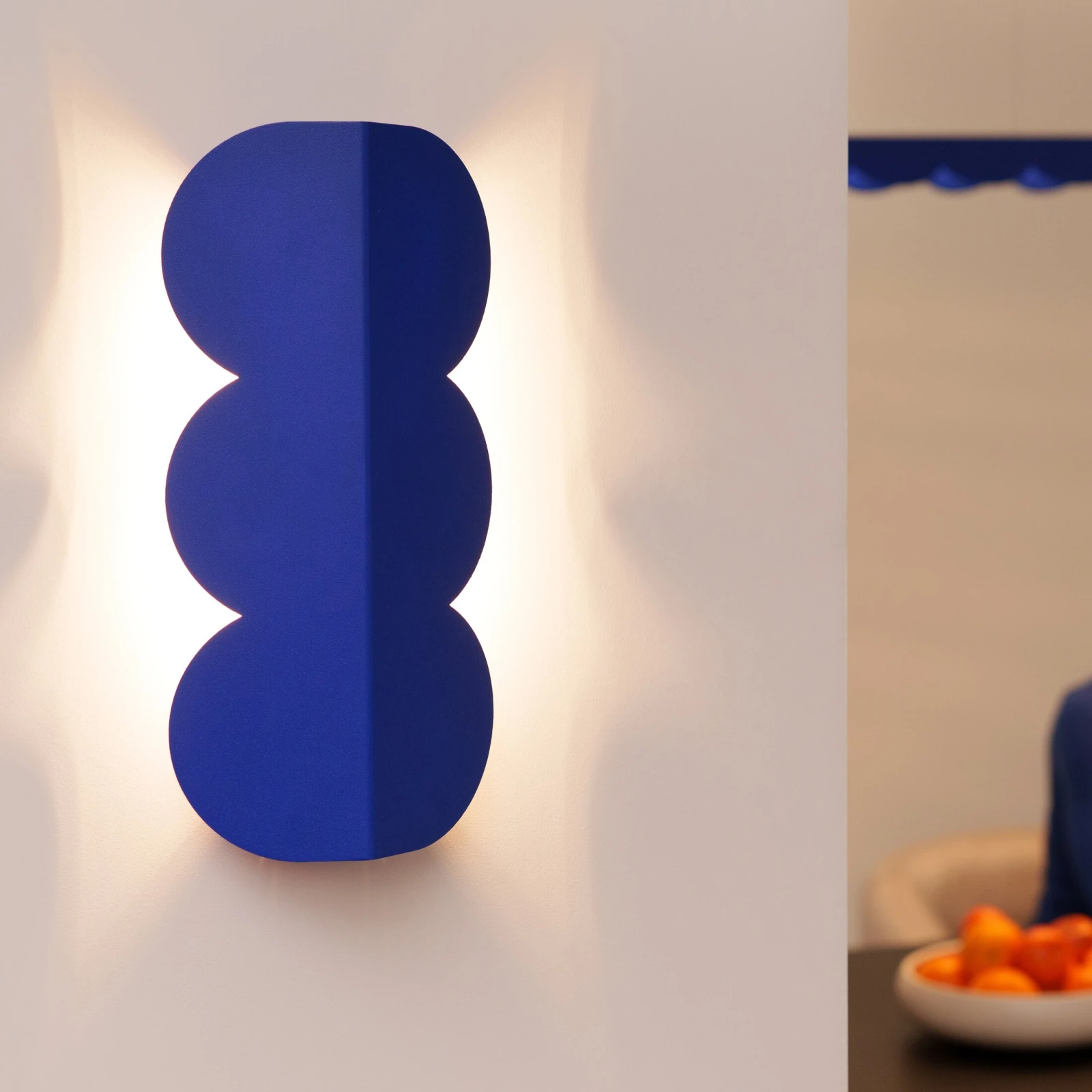 Wall lamp 2x8W – wavy body, ultramarine, G9