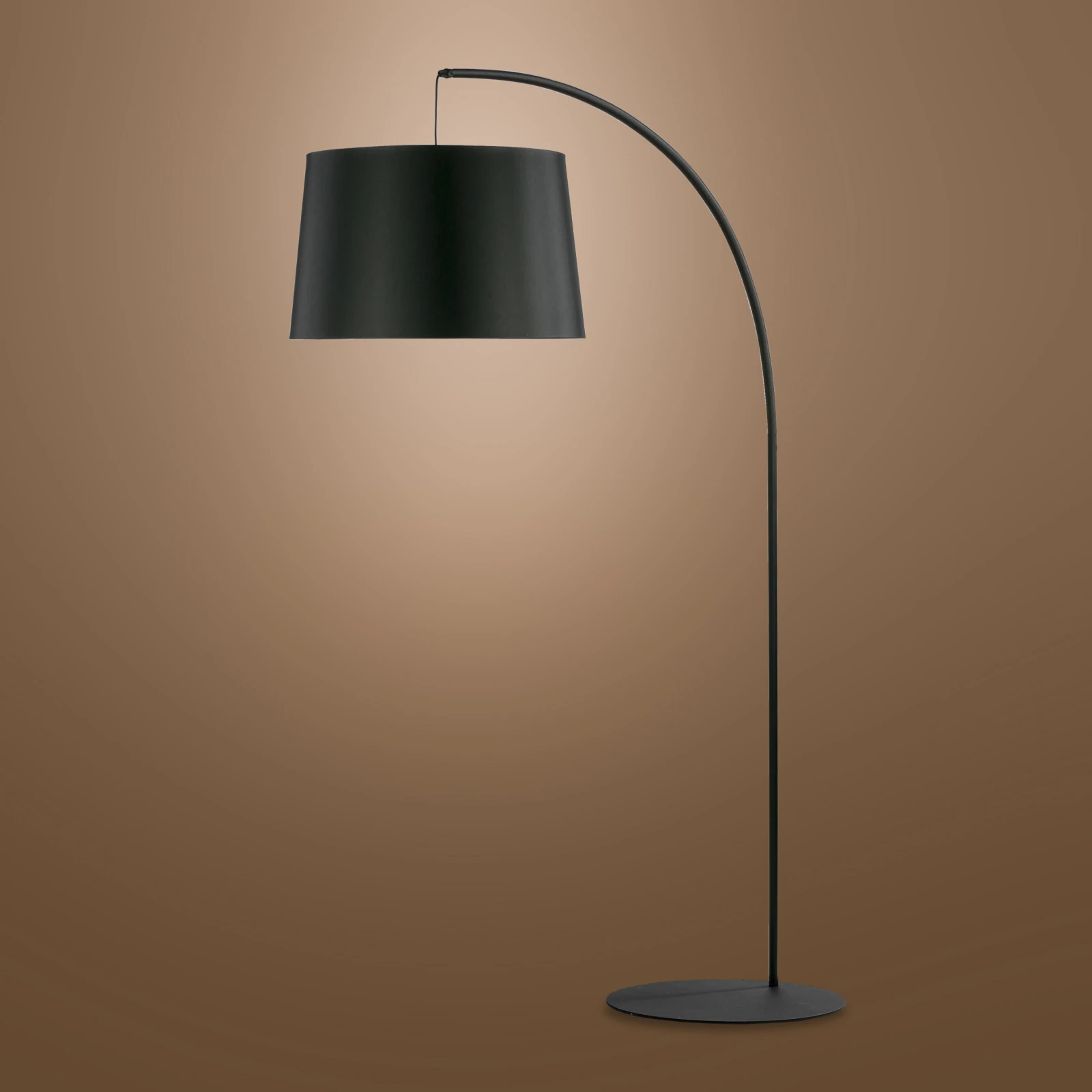 Juodas lankinis grindinis šviestuvas 200 cm, E27