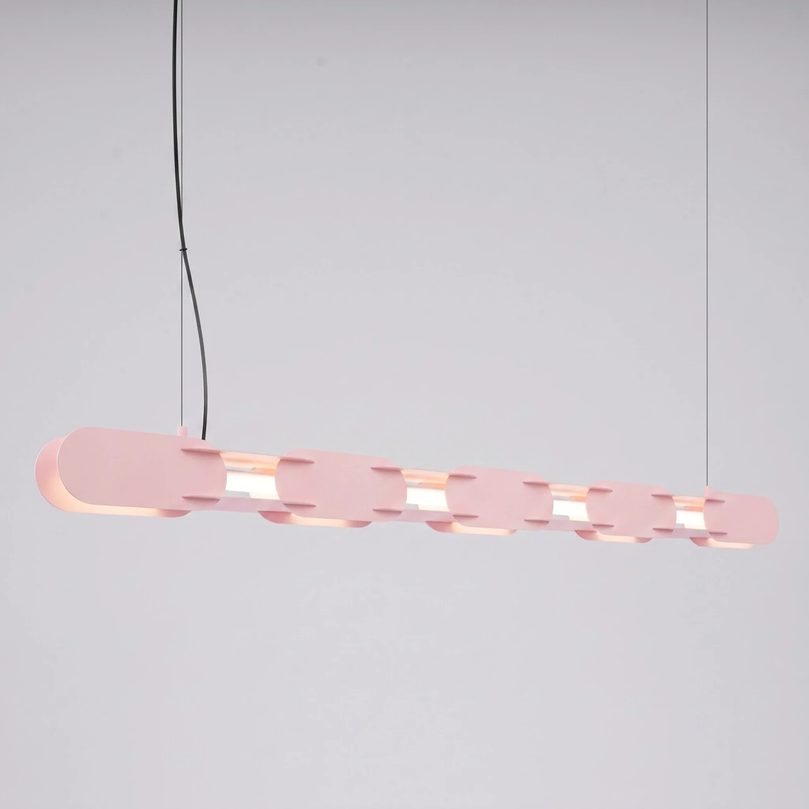 Pakabinamas šviestuvas 158 cm – linijinis, rožinis, CRI98 LED