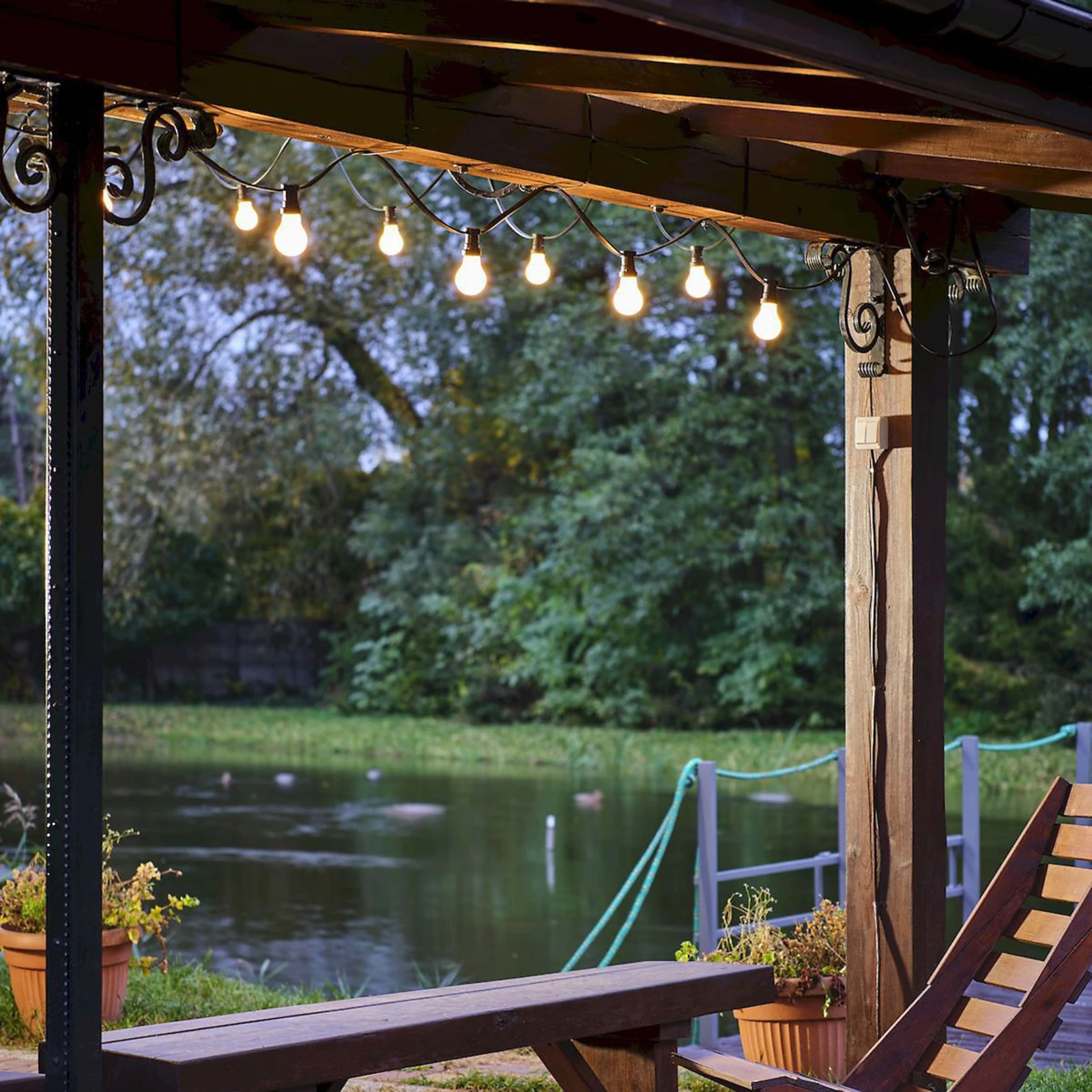String light MODO 12xE27 – black, IP65, indoor and outdoor use
