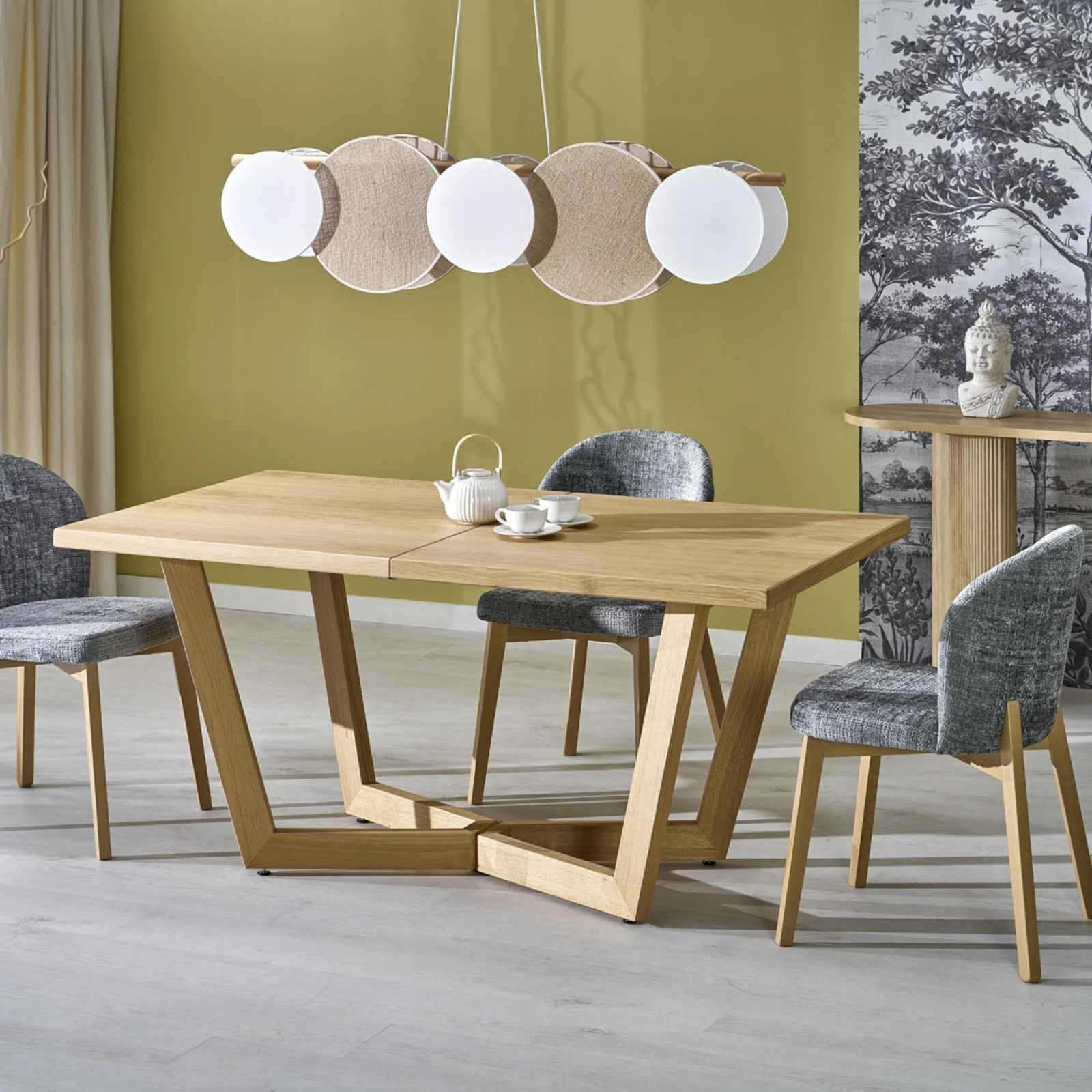 Pendant 15 W fixture – 5 linen and jute shades, wood beam