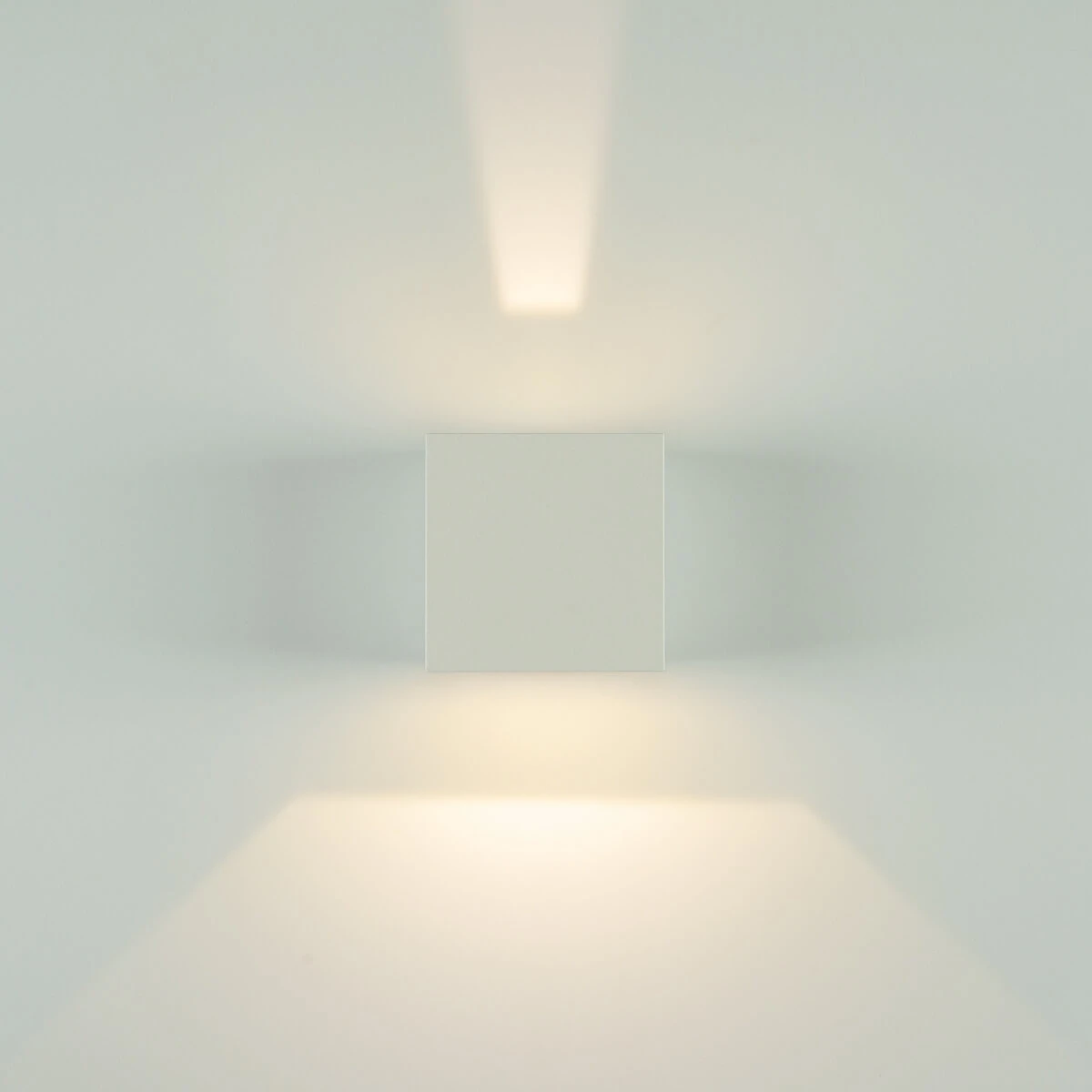 Lauko sieninis LED šviestuvas Up/Down 6W 3000K smėlio baltos spalvos, 9x9cm