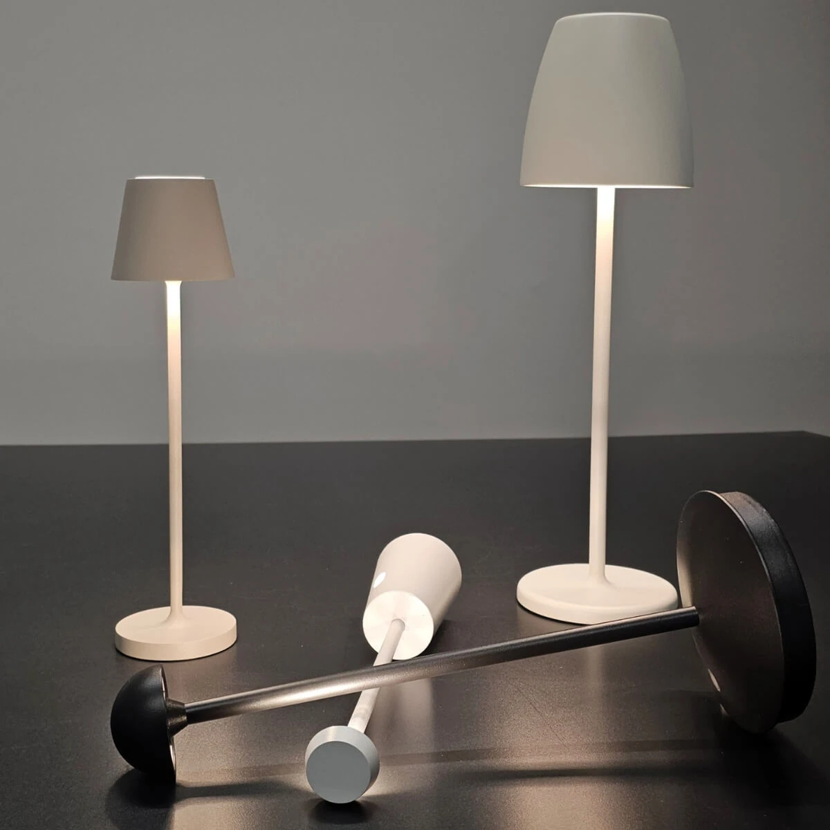 Lauko Nešiojamas LED Stalo Šviestuvas, Smėlio Juodos Spalvos