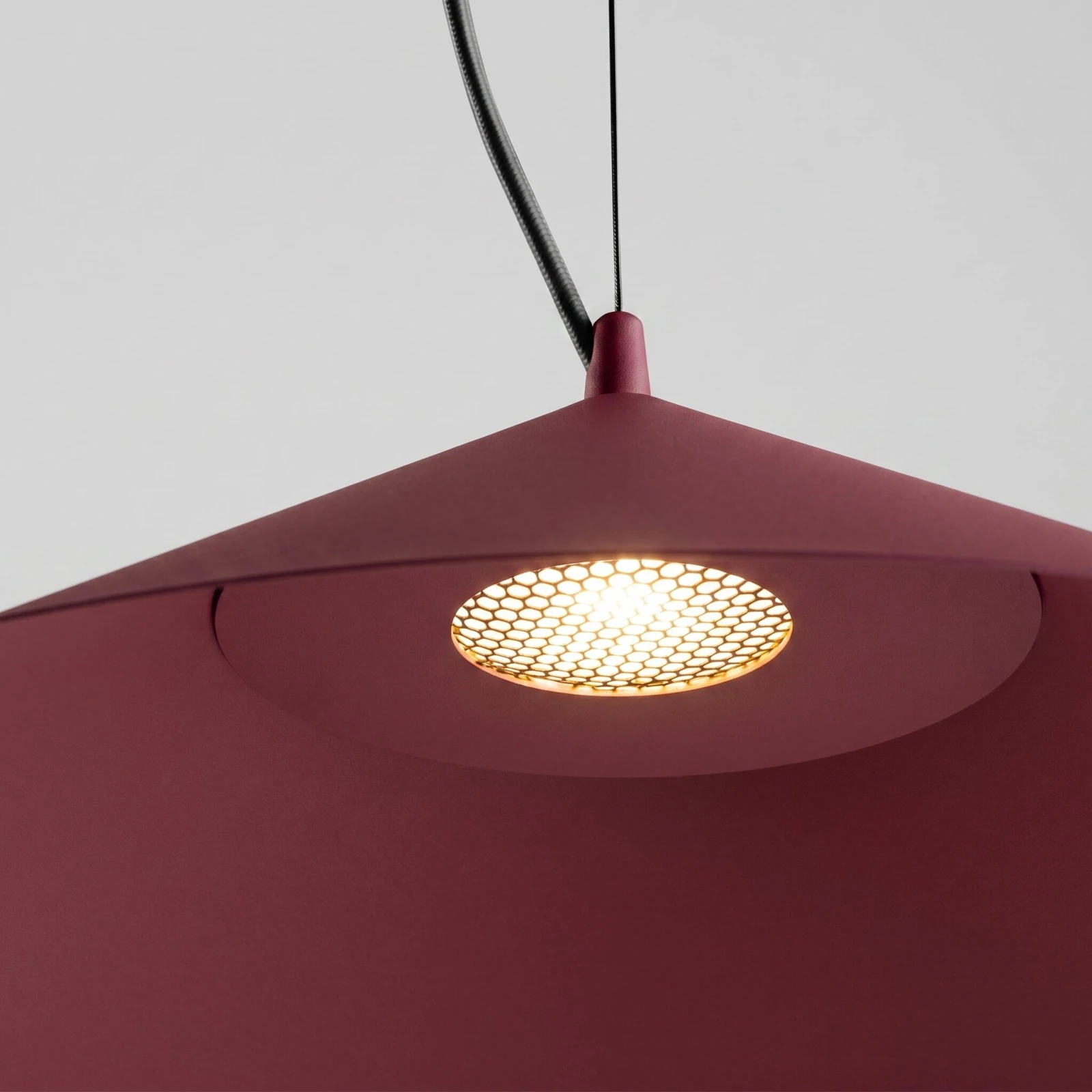 Pakabinamas šviestuvas 50 cm – kūginis, burgundinis, šiltos LED šviesos