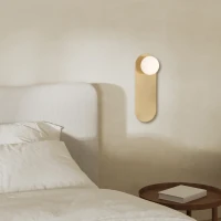 Aukso Matinio Metalo LED Sieninis Šviestuvas su Opaliniu Gaubliu - Nuotrauka 1
